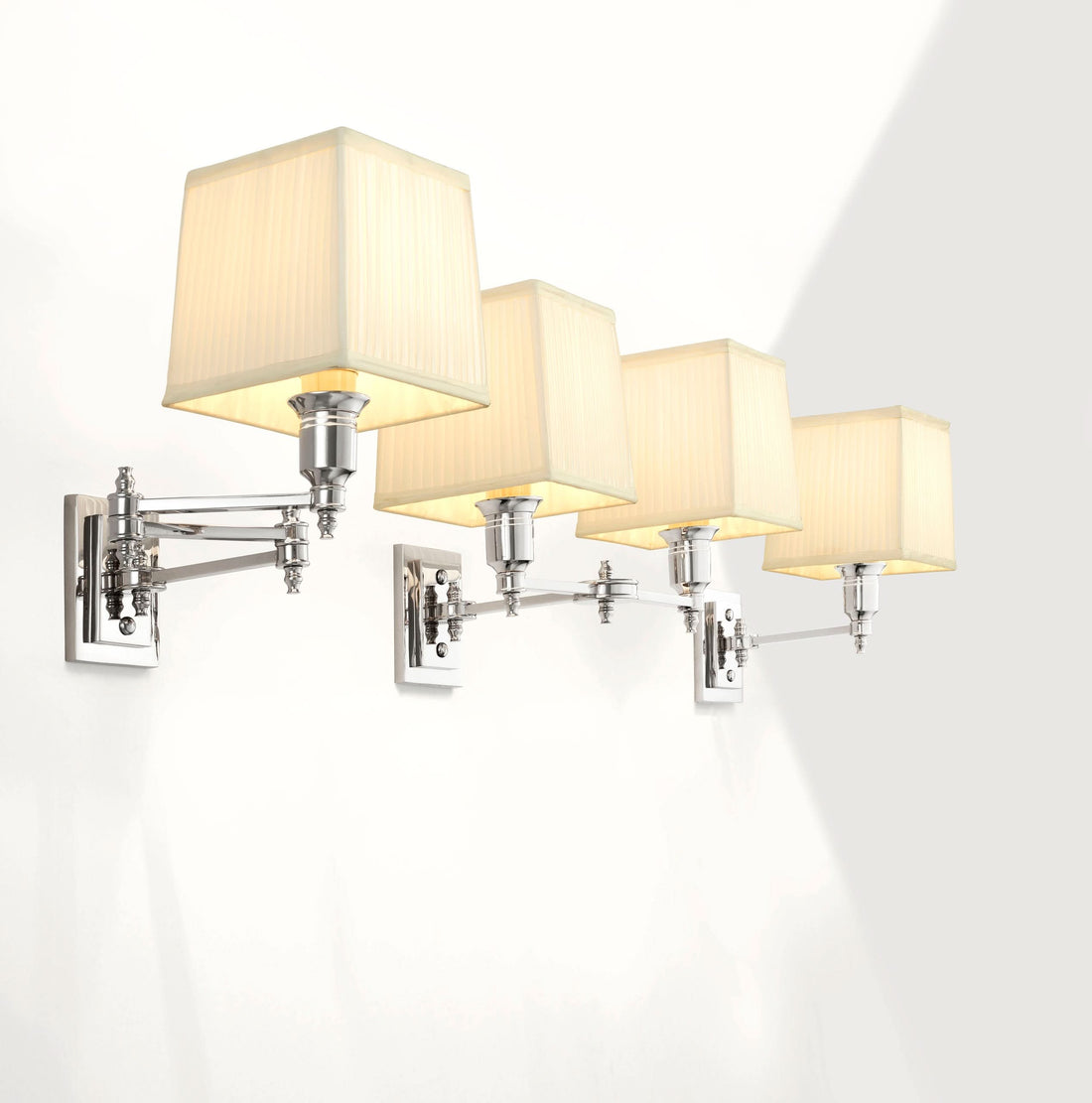 Eichholtz Wandleuchte Lexington Double – Nickel-Finish | Weiße plissierte Schirme Wandlampe Eichholtz