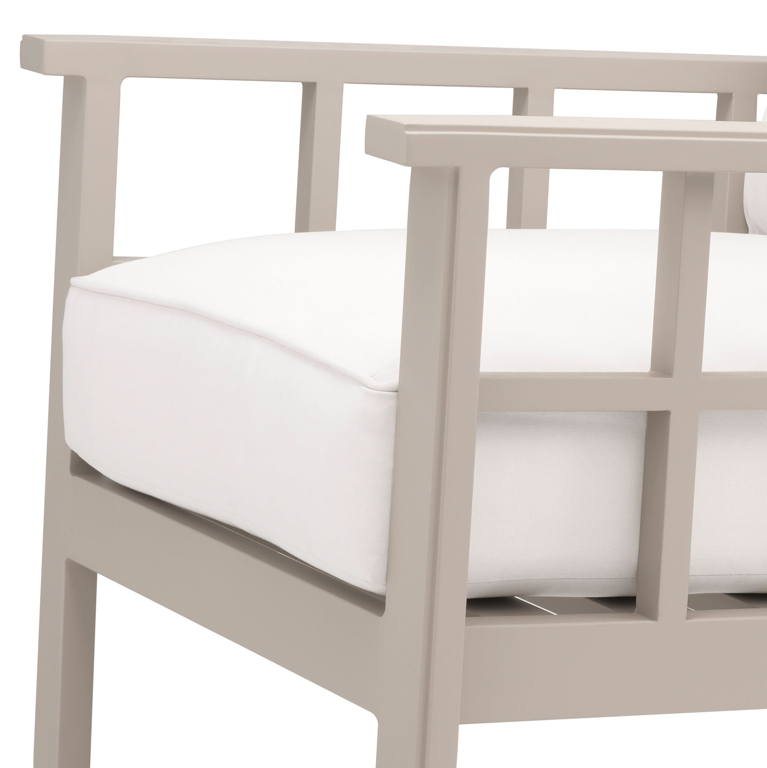 Eichholtz Outdoor-Stuhl Cap-Ferrat – Sand-Finish | Sunbrella-Gewebe Outdoor Sessel Eichholtz