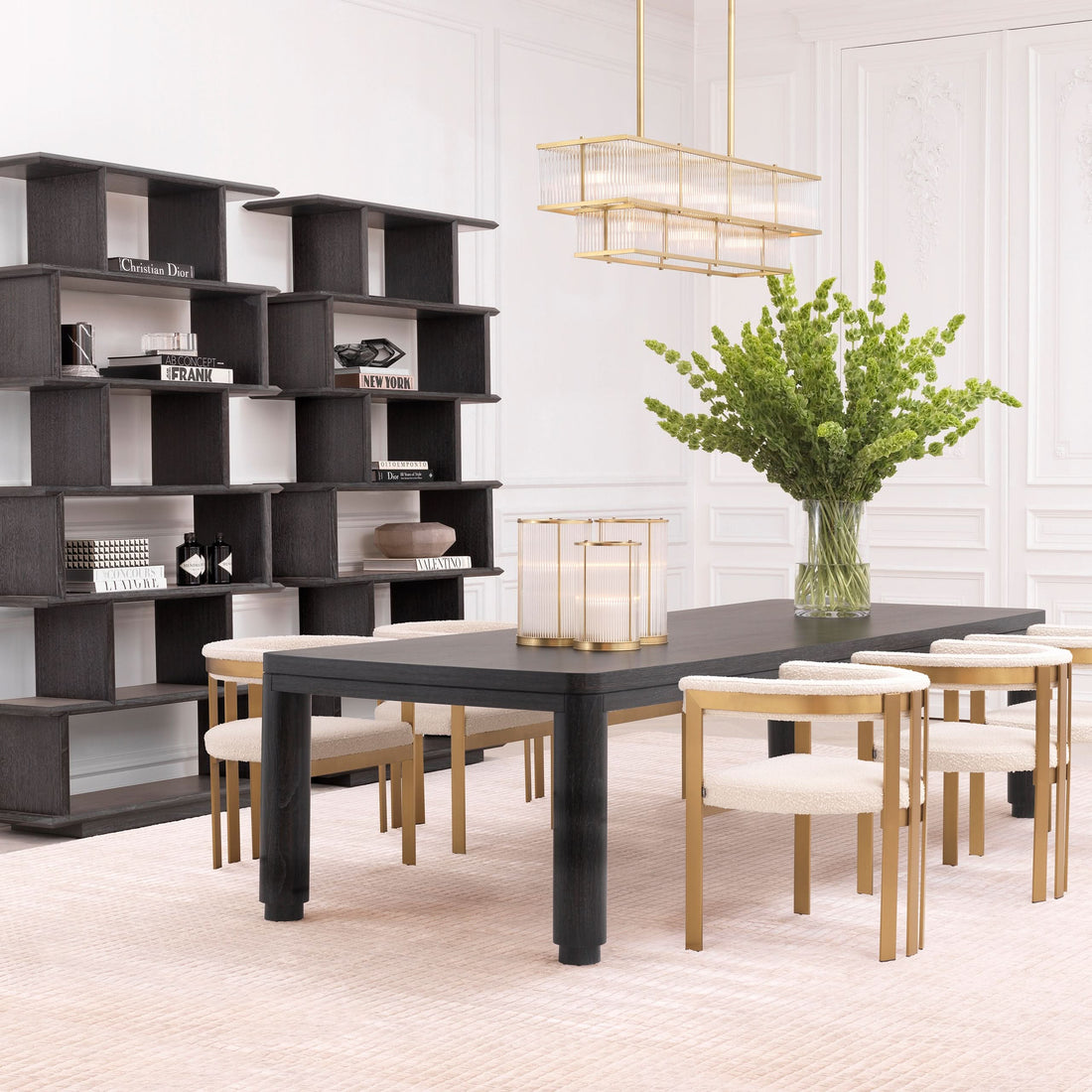 Eichholtz Stuhl Clubhouse – Gebürstetes Messing mit Bouclé Creme Esszimmerstuhl Eichholtz