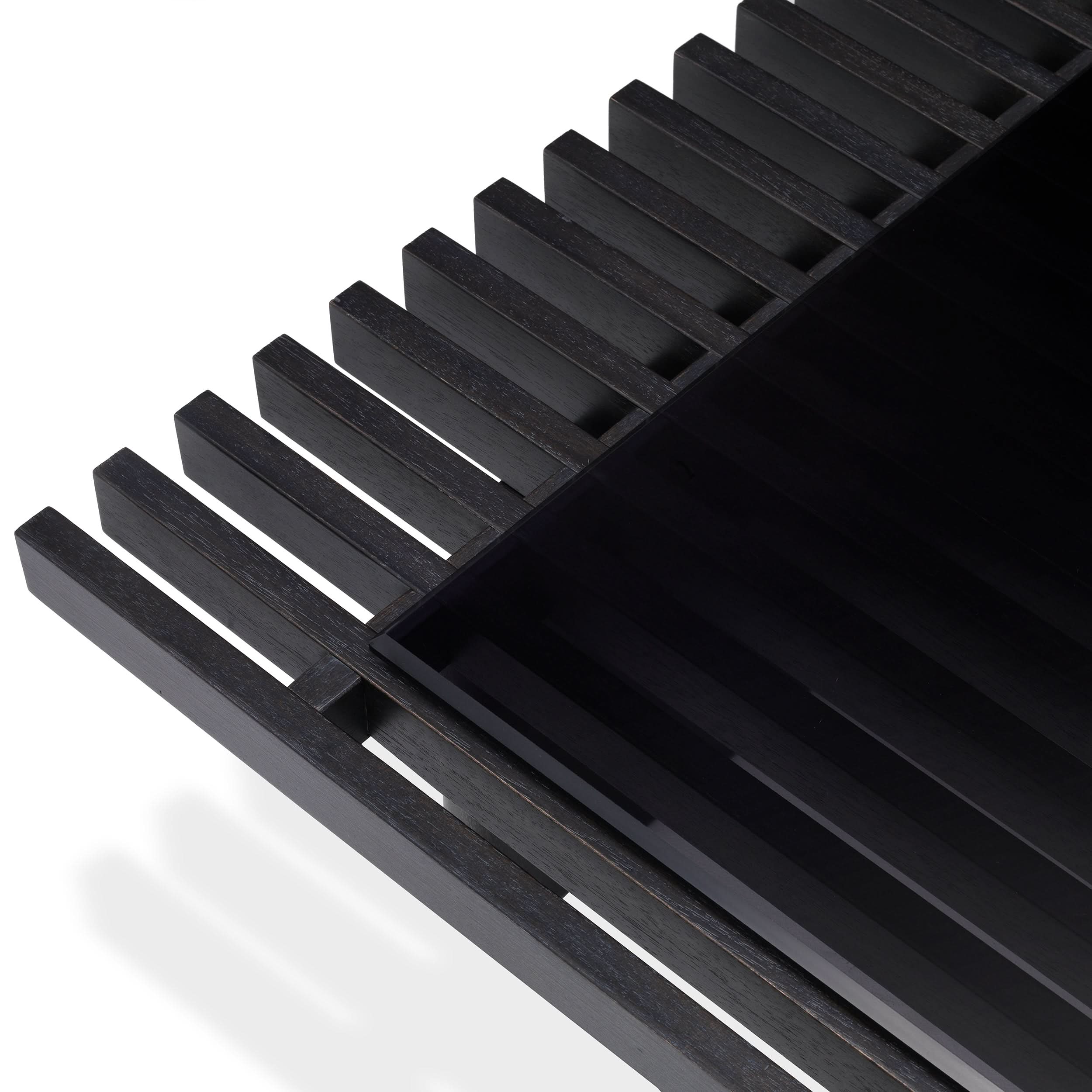 Eichholtz Couchtisch The Crest – Eichenfurnier Anthrazitgrau | Rauchglas Couchtisch eckig Eichholtz