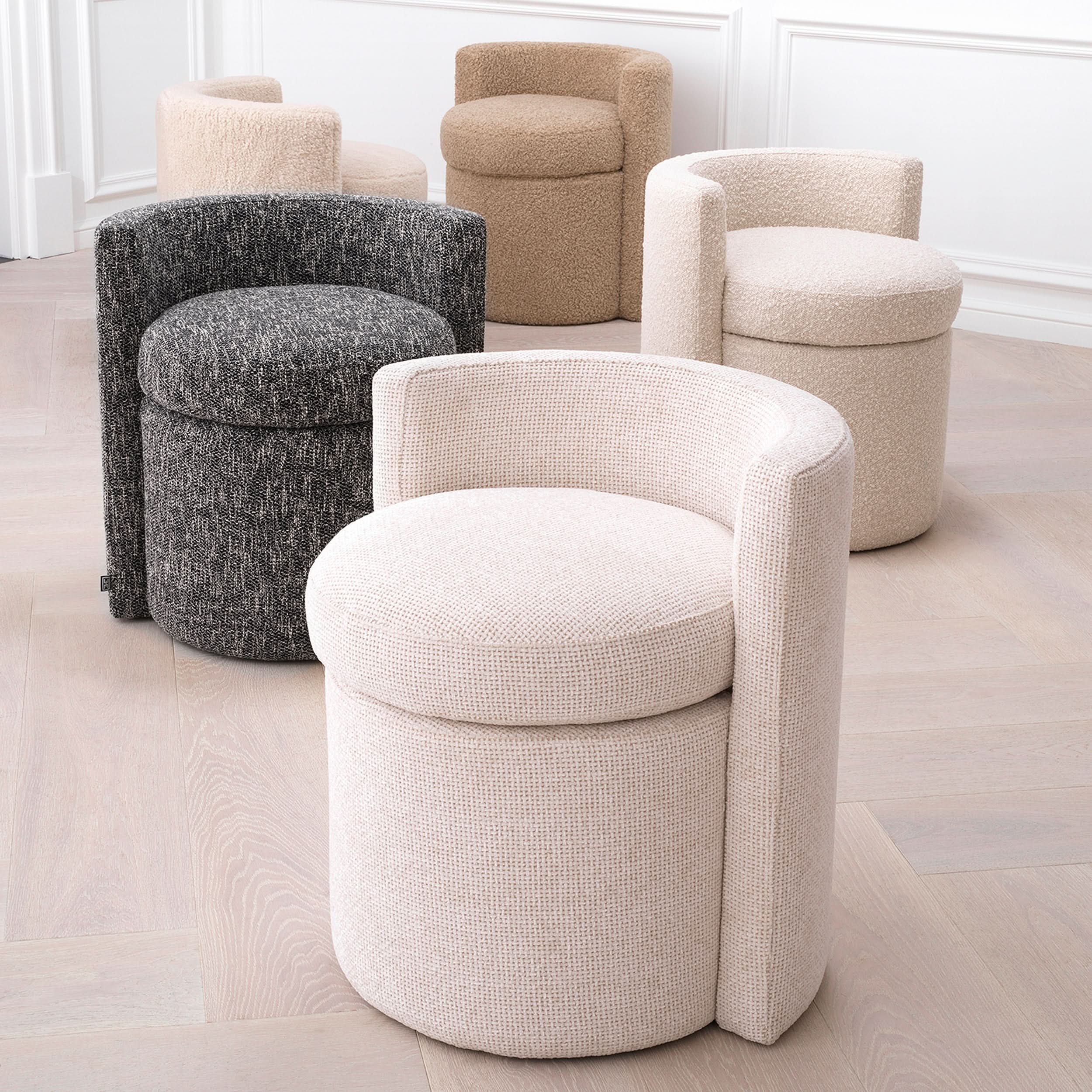 Eichholtz Hocker Arcadia – Bouclé Cream Polsterhocker Eichholtz