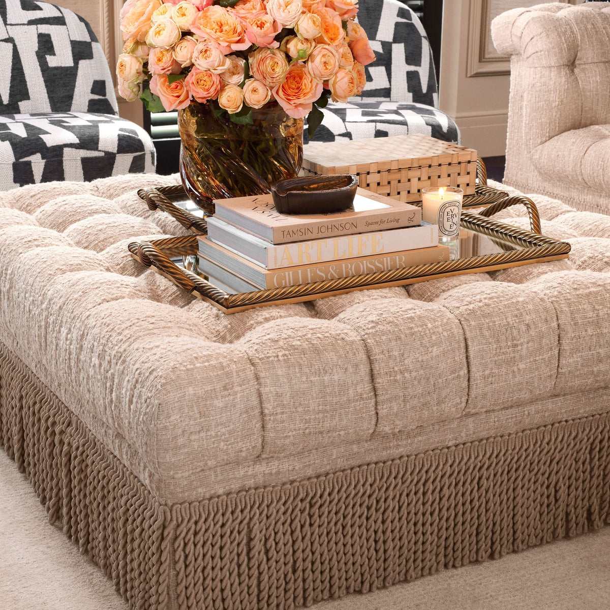 Eichholtz Ottoman Dorantes – Bouclé Sonata Cream Polsterhocker Eichholtz