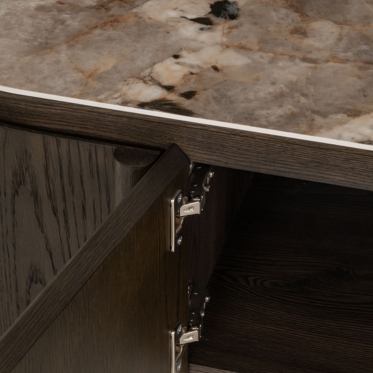 Richmond Interiors – TV-Board Langford Brown Fernsehkommode Richmond Interiors