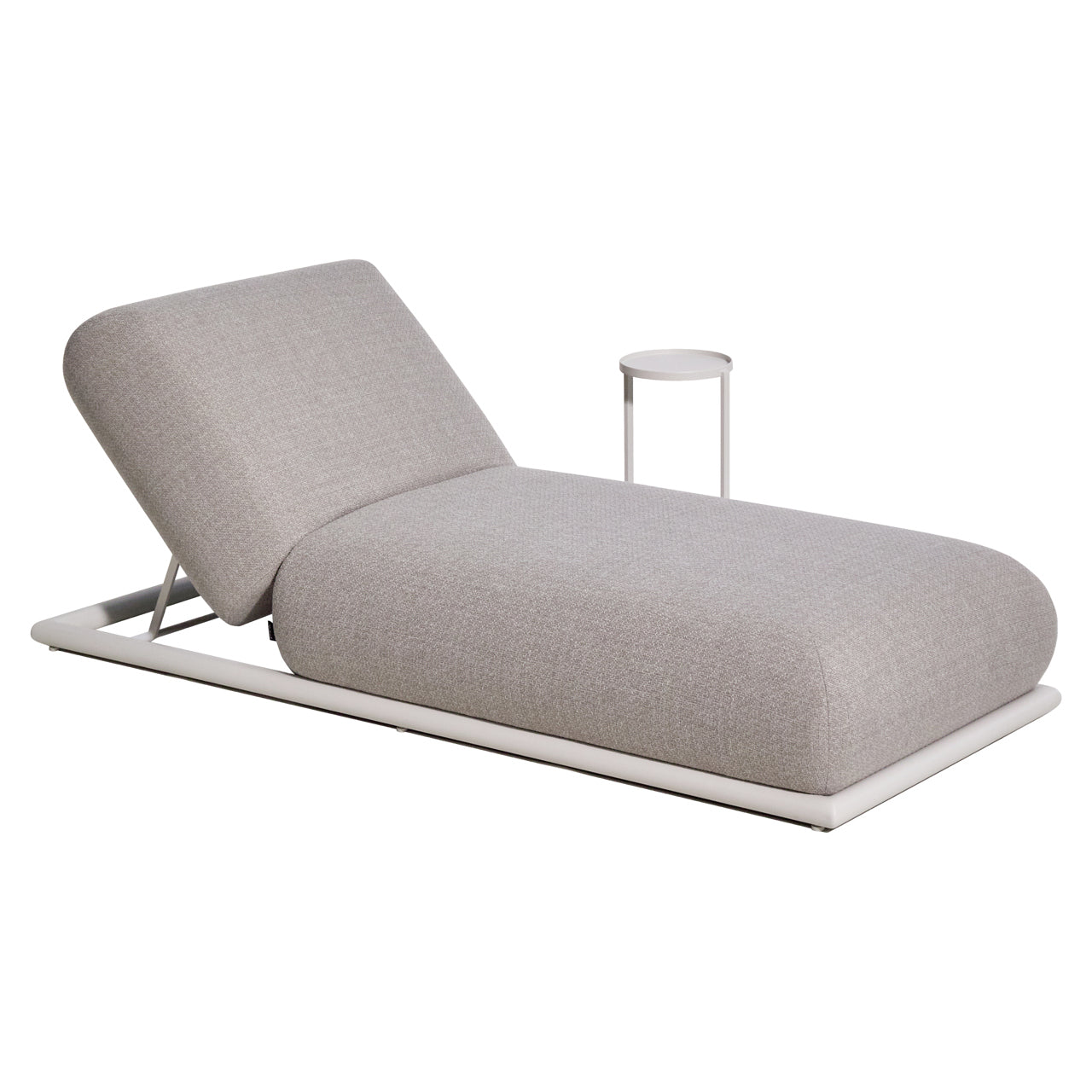 Richmond Interiors Outdoor Liege Sullivan greige alpine Outdoor Liege Richmond Interiors