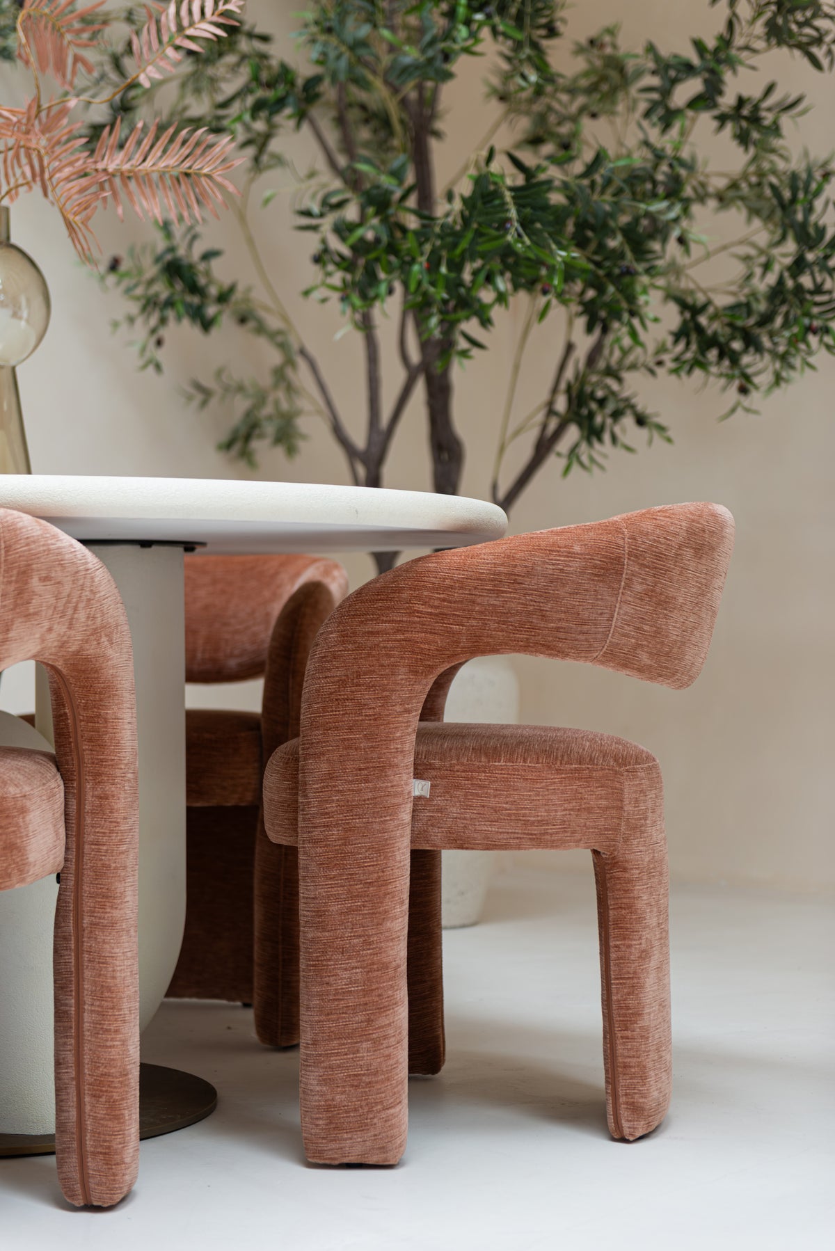 Richmond Interiors Esszimmerstuhl Soho Be straight mocha mousse Richmond Interiors
