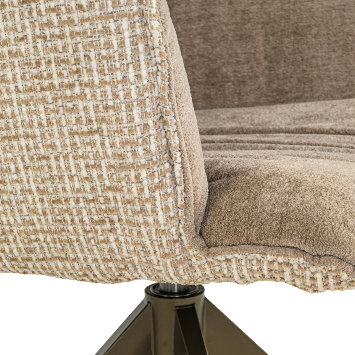 Richmond Interiors Esszimmerstuhl Chase cream blockweave swivel Richmond Interiors