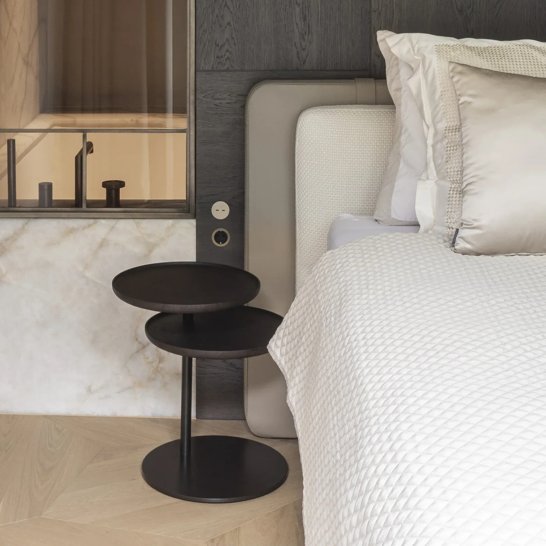 The Grand Collection CALABRIA Bettgestell Bettgestell The Grand Collection