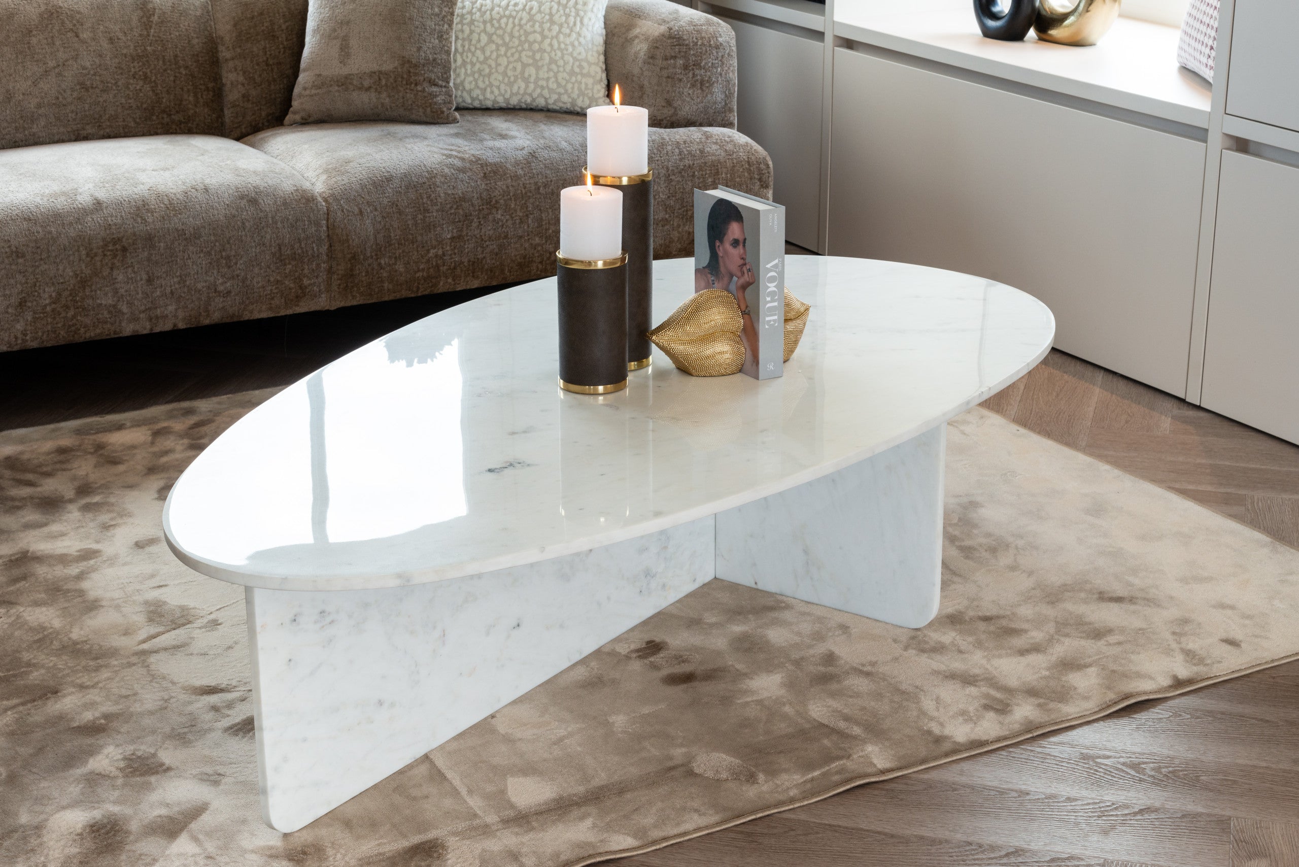 Richmond Interiors Buchständer Kiss gold gold