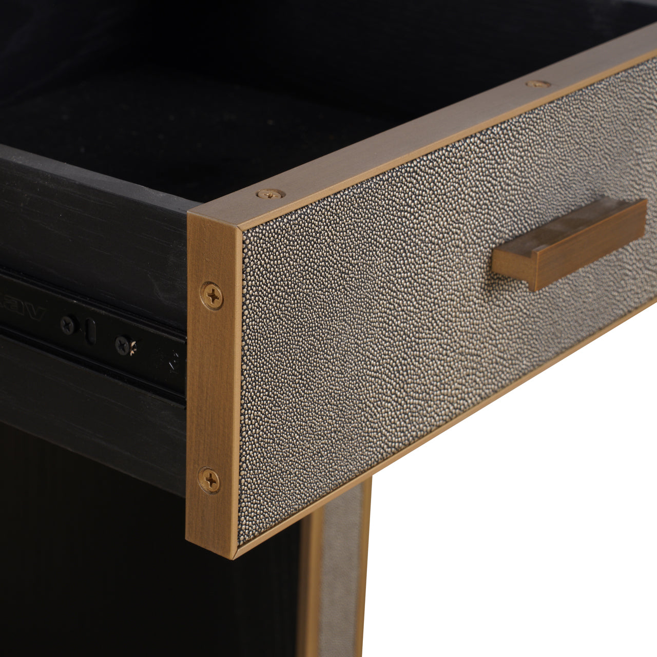 Richmond Interiors Nachttisch Bloomville brass shagreen incl. glass top Nachttisch Richmond Interiors