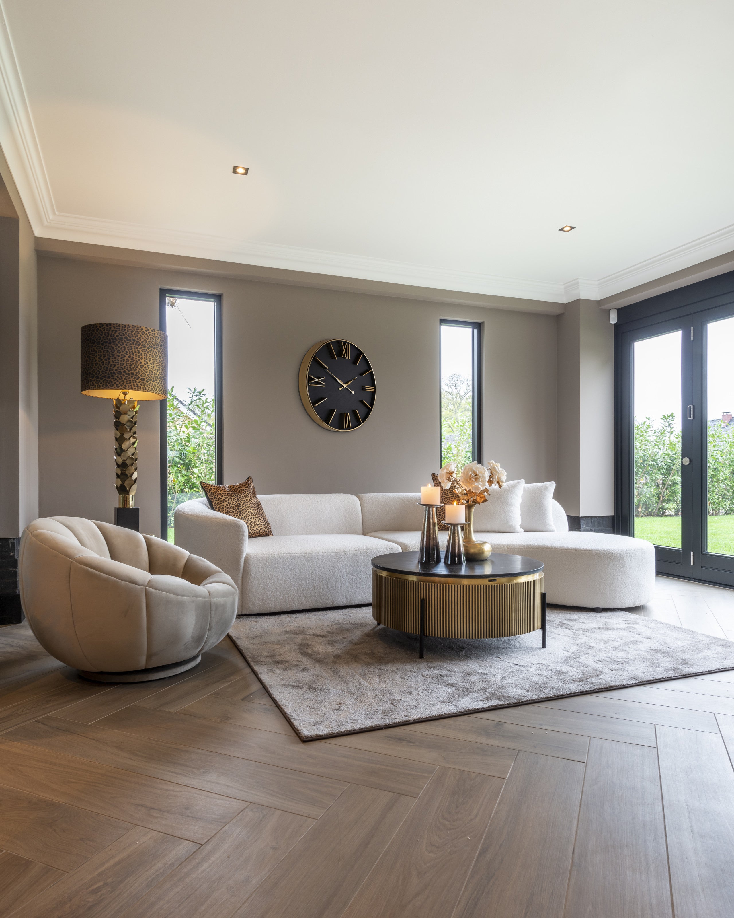 Richmond Interiors Couchtisch Ironville gold 90Ø Couchtisch Richmond Interiors