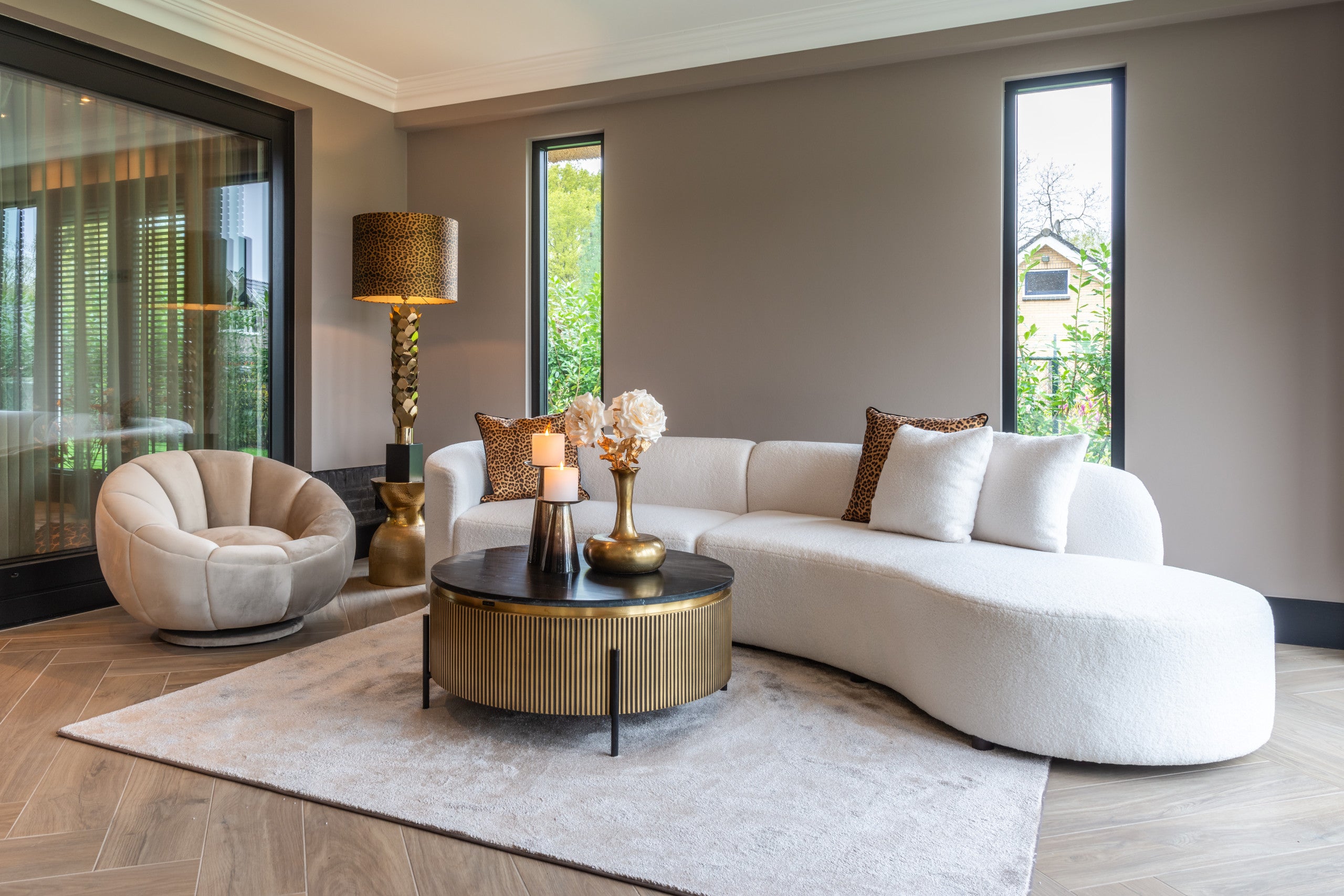 Richmond Interiors Couchtisch Ironville gold 90Ø Couchtisch Richmond Interiors