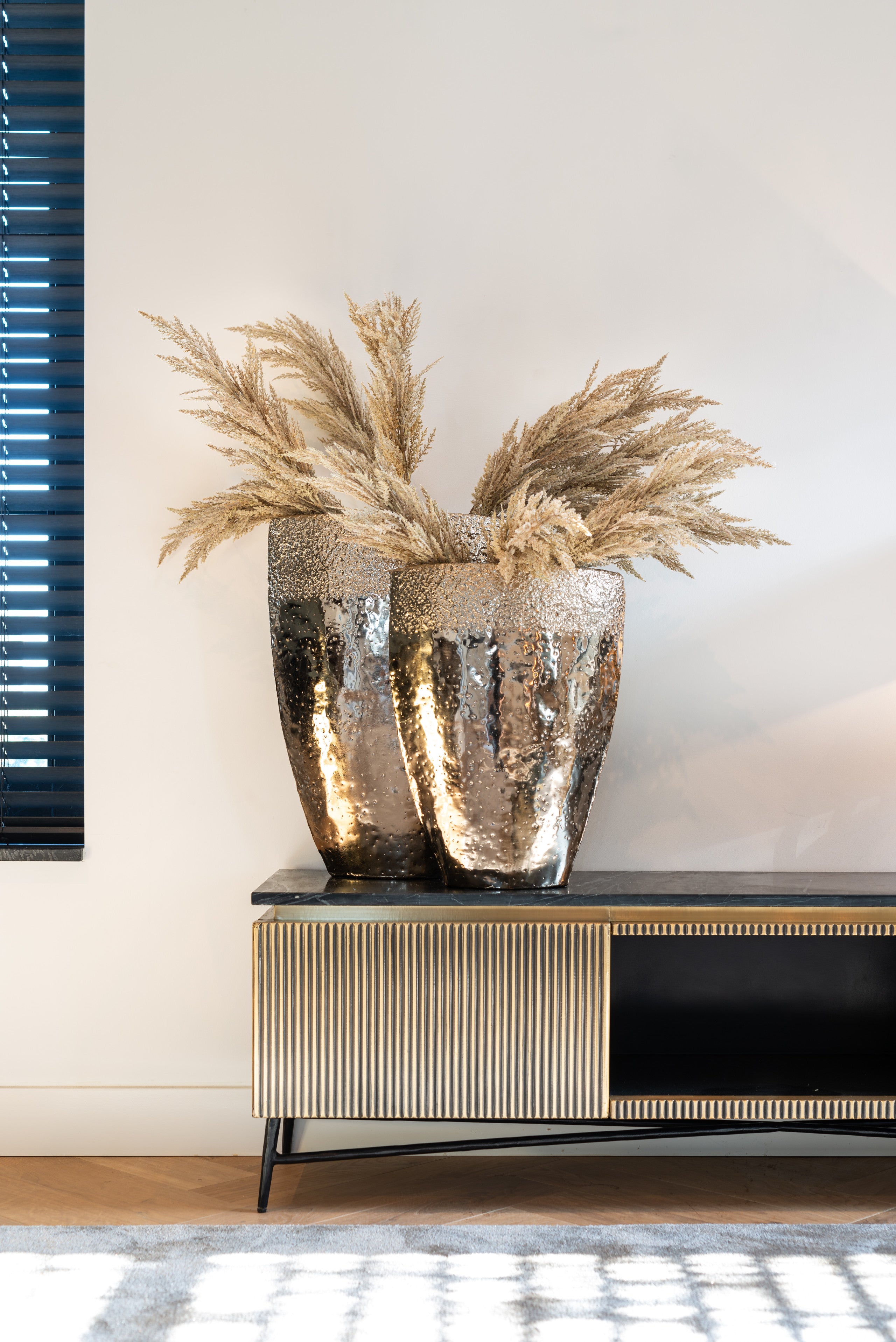 Richmond Interiors TV-Schrank Ironville gold TV-Schrank Richmond Interiors