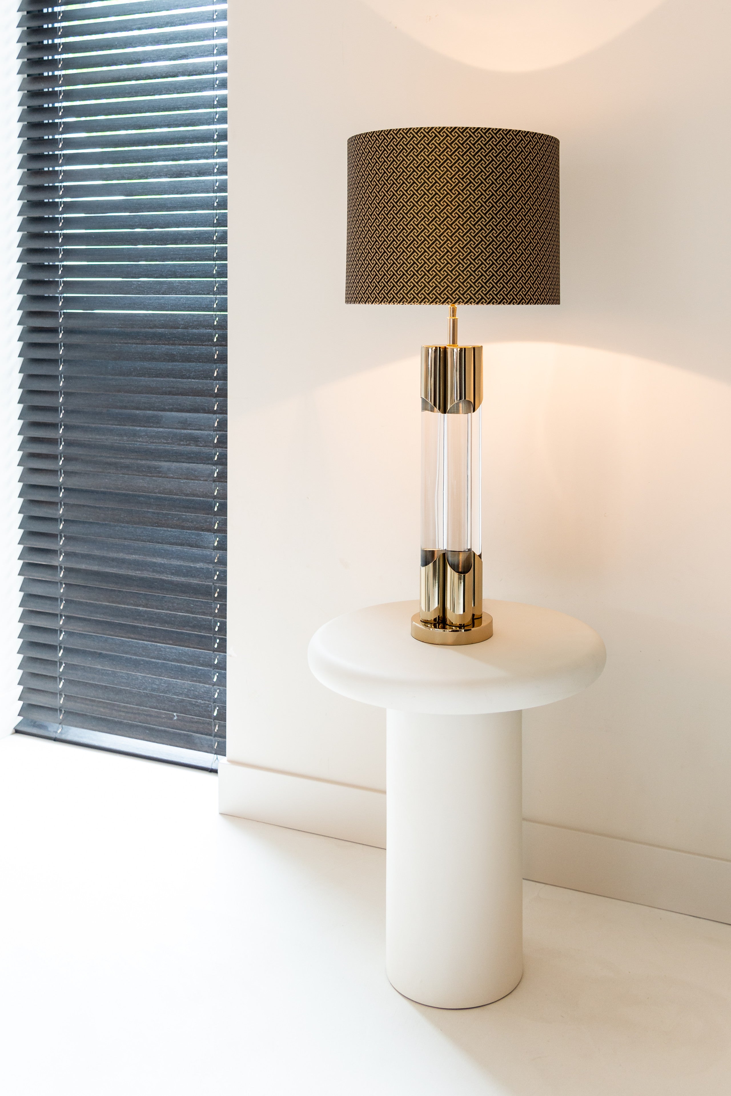 Richmond Interiors Beistelltisch Bloomstone white Beistelltisch Richmond Interiors
