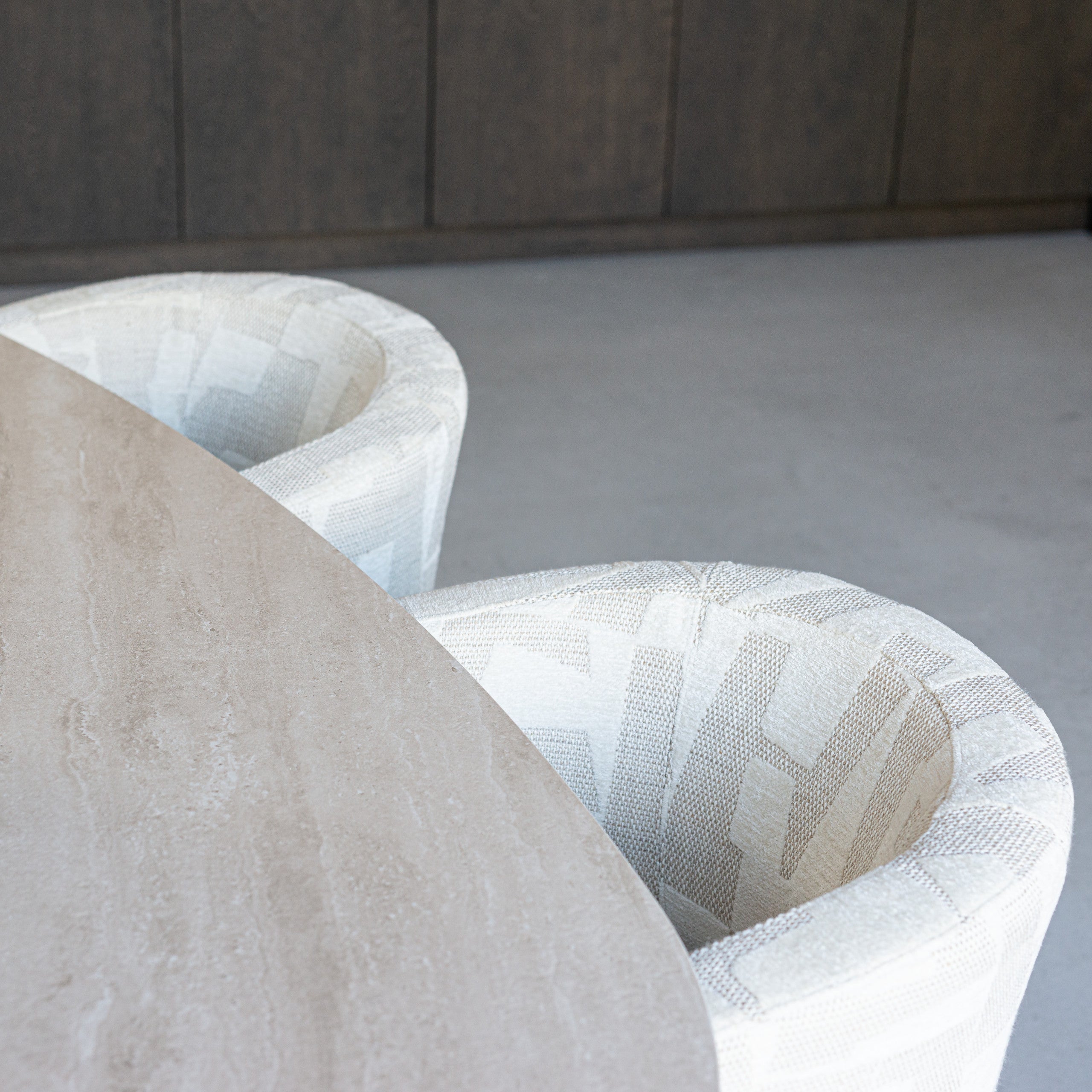 Richmond Interiors Esszimmerstuhl Cheyenne beige graffic swivel Esszimmerstuhl Richmond Interiors