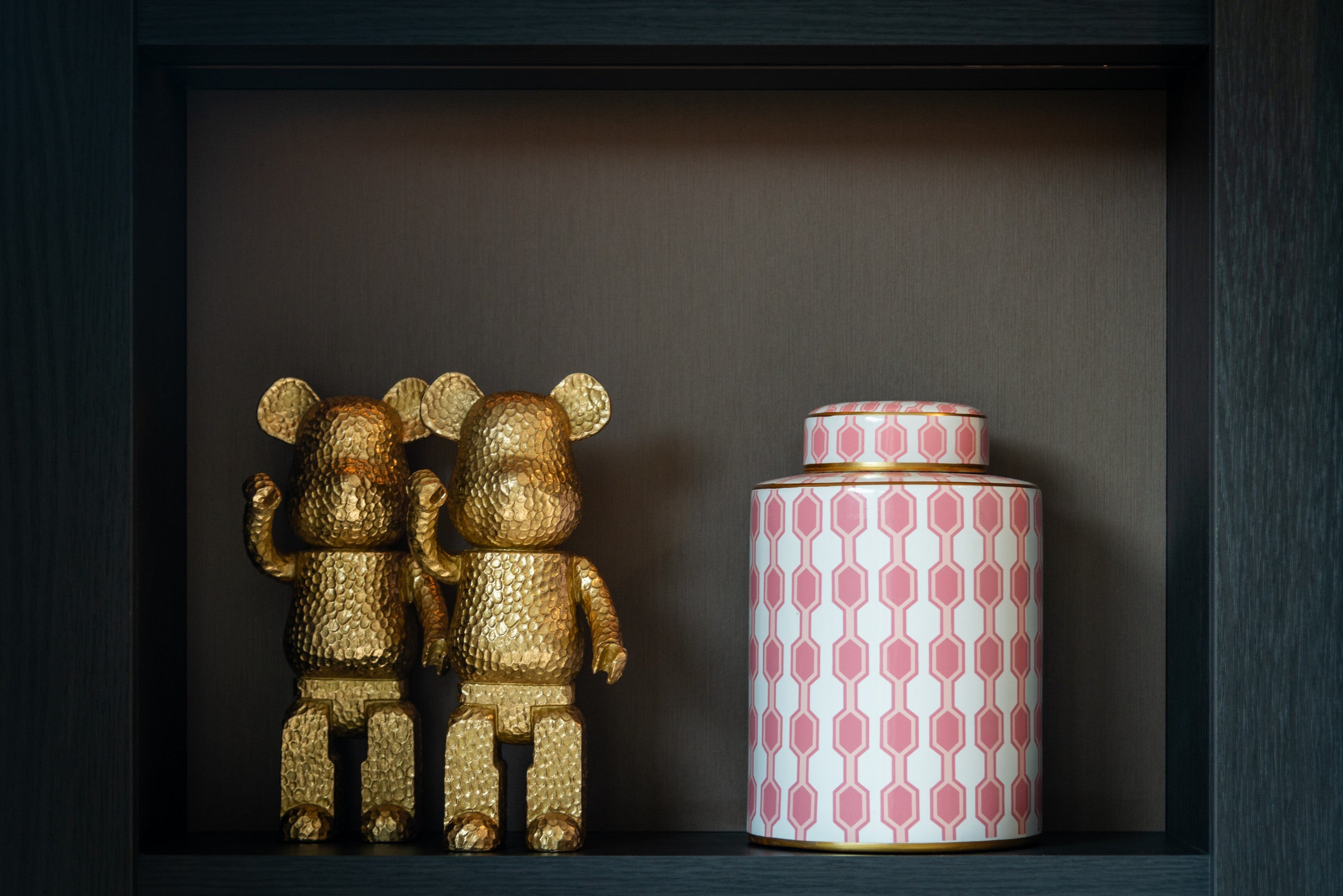 Richmond Interiors Dekoratives Objekt Bear gold standing