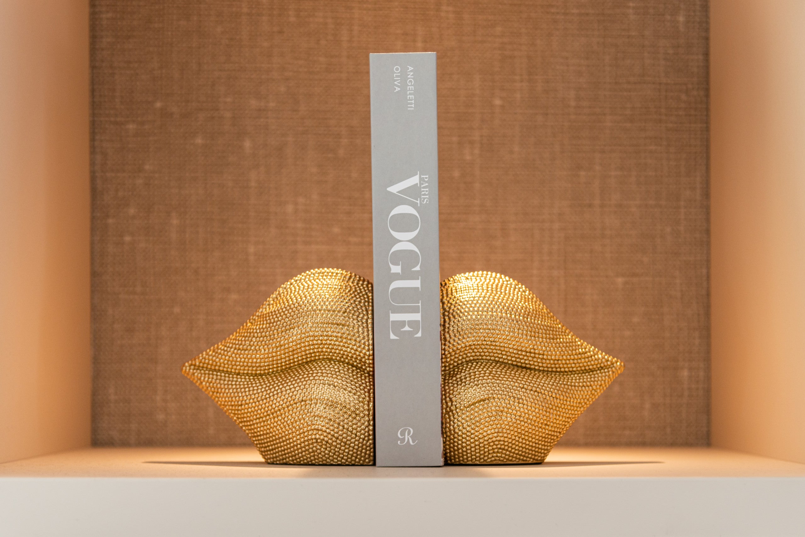 Richmond Interiors Buchständer Kiss gold gold Buchständer Richmond Interiors