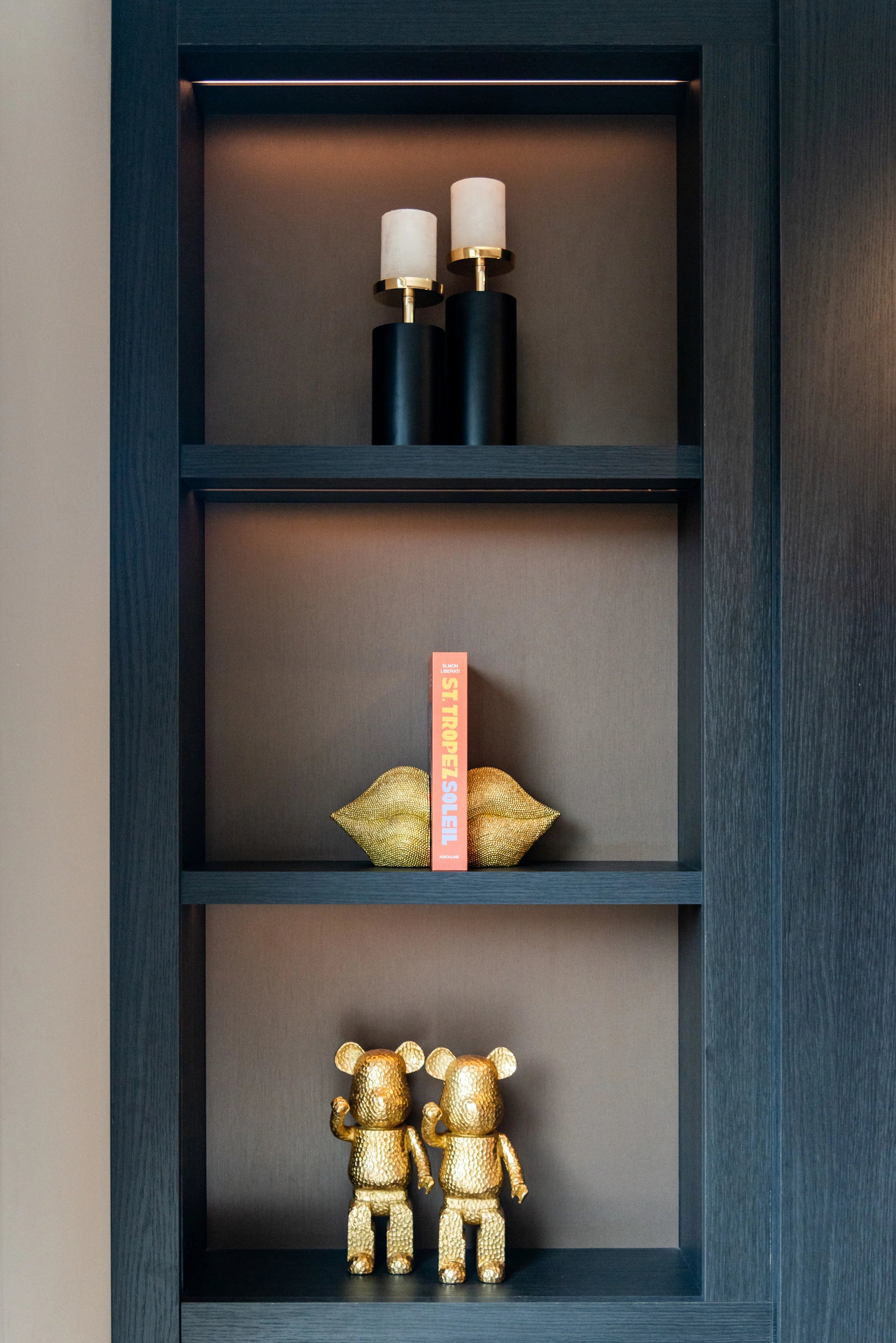 Richmond Interiors Buchständer Kiss gold gold Buchständer Richmond Interiors