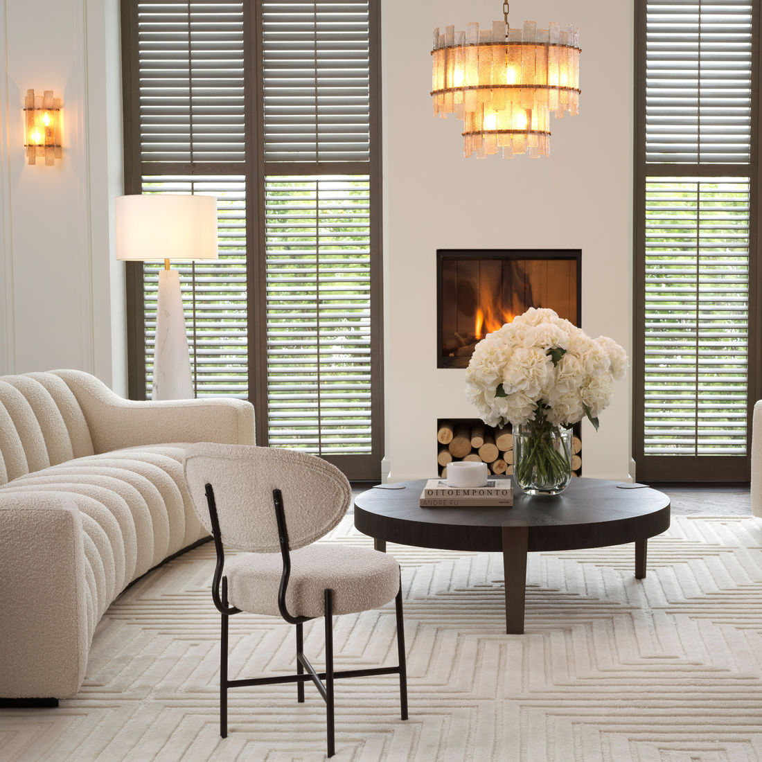 Eichholtz Esszimmerstuhl Vicq – Bouclé Creme | Schwarze Beine (2er-Set) 2er-Set Esszimmerstühle Eichholtz