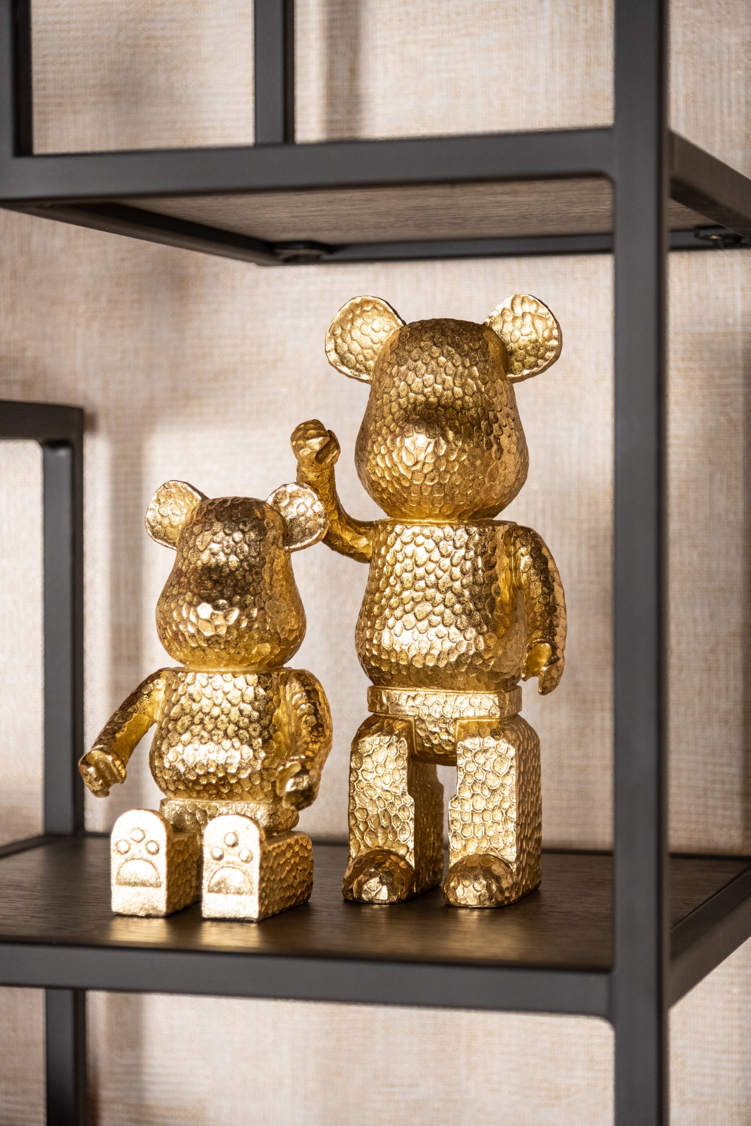 Richmond Interiors Dekoratives Objekt Bear gold sitting