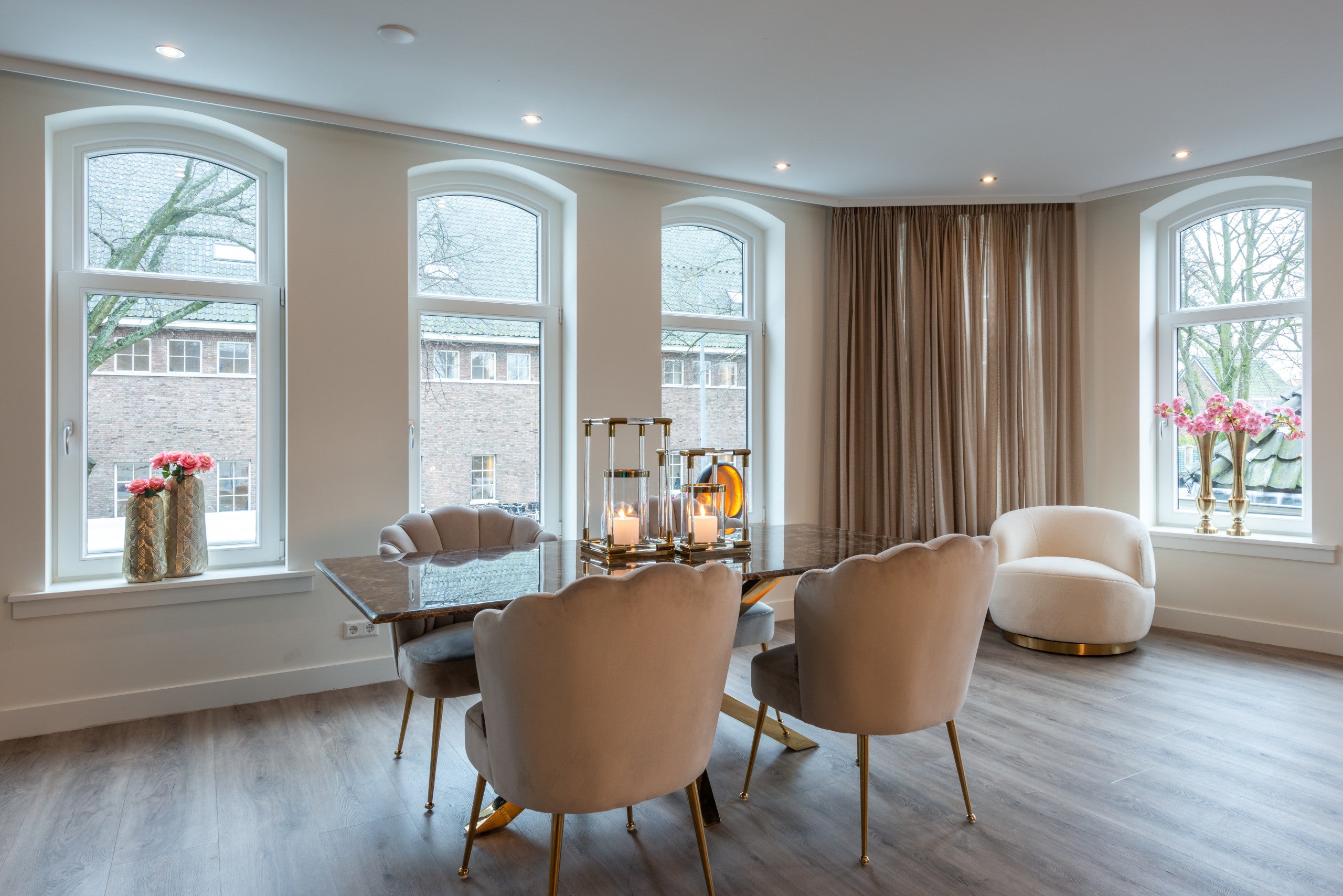 Richmond Interiors Esszimmerstuhl Pippa khaki velvet