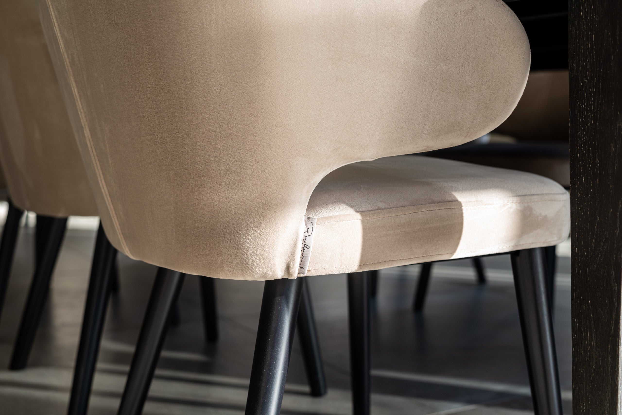 Richmond Interiors Barhocker Indigo khaki velvet Barhocker Richmond Interiors