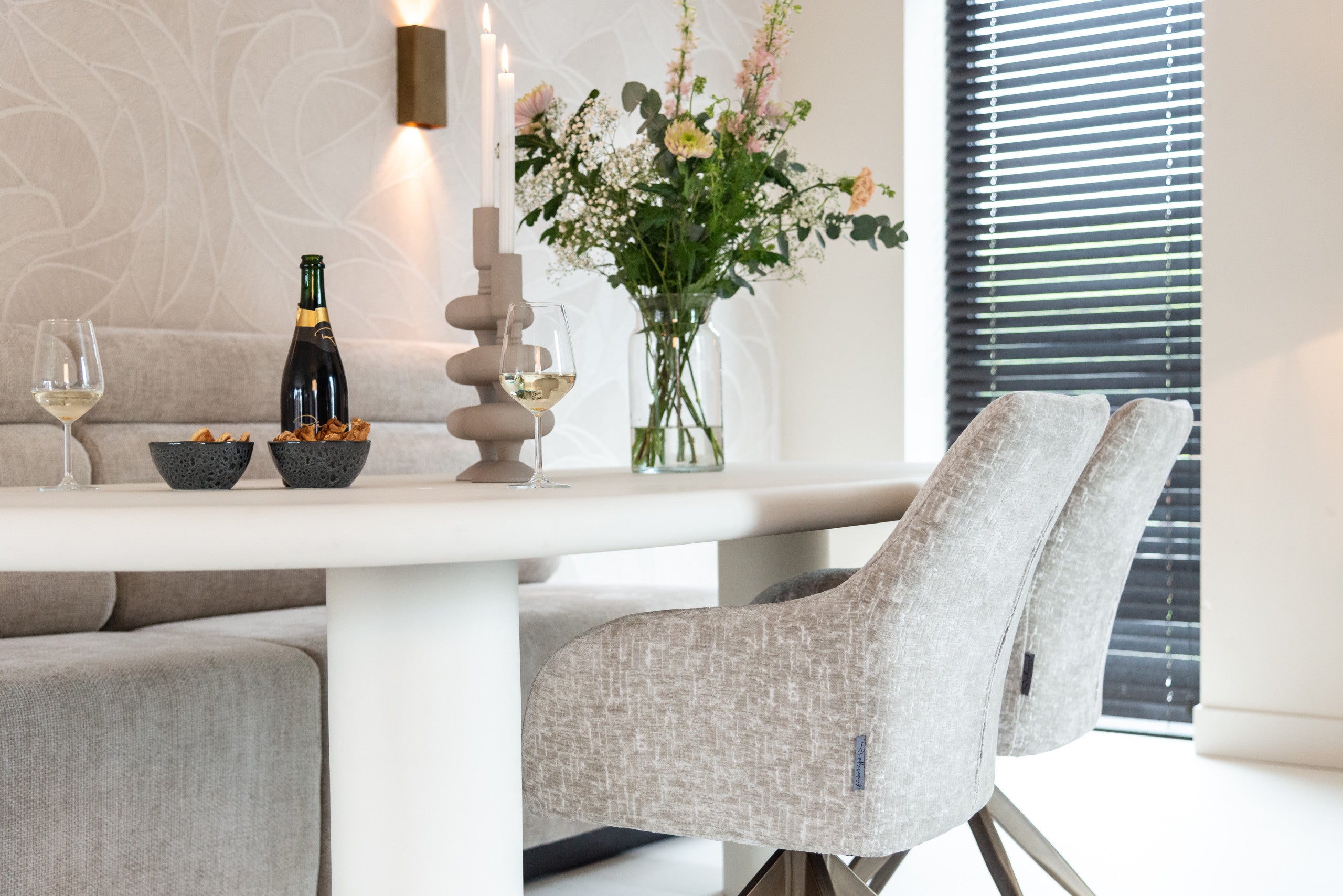 Richmond Interiors Esstisch Bloomstone white 235 Esstisch Richmond Interiors