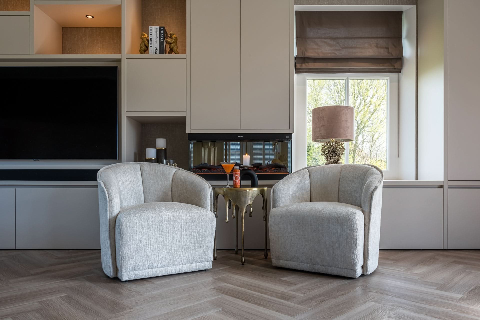 Richmond Interiors Beistelltisch Carly (Brushed Gold) Beistelltisch rund Richmond Interiors