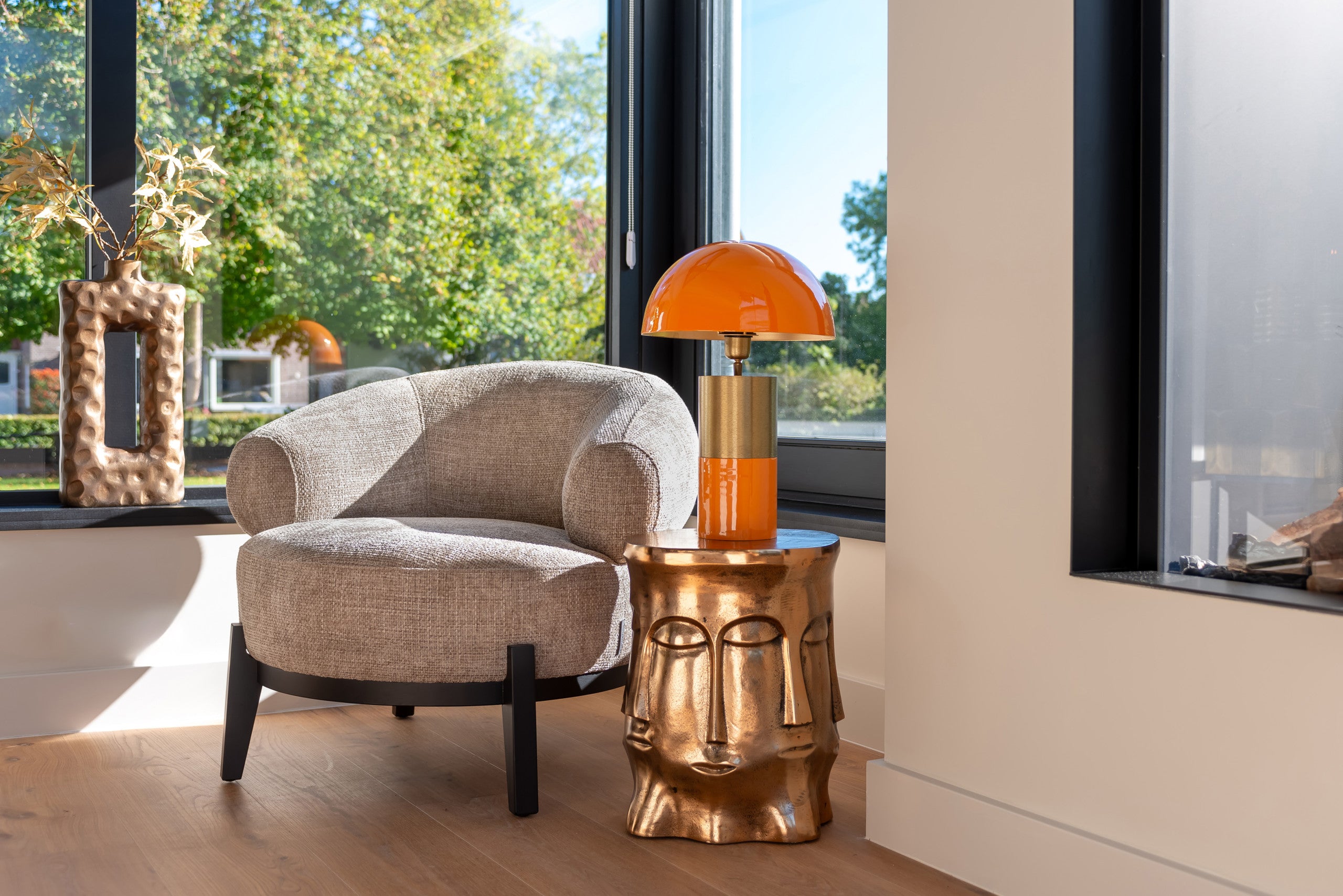 Richmond Interiors Lounge Stuhl Montana natural chunky fire retardant