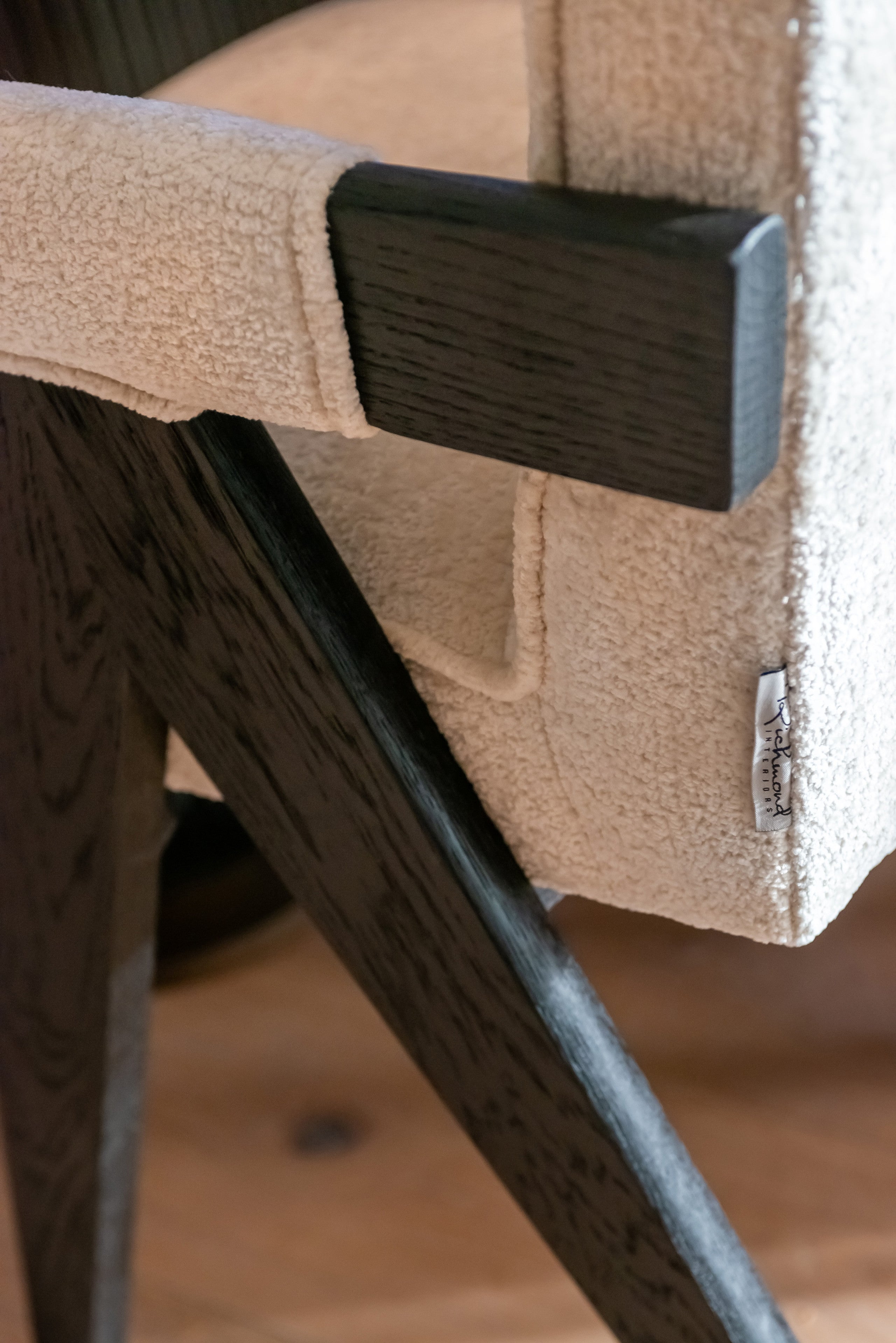 Richmond Interiors Esszimmerstuhl Cooper white chenille Esszimmerstuhl Richmond Interiors