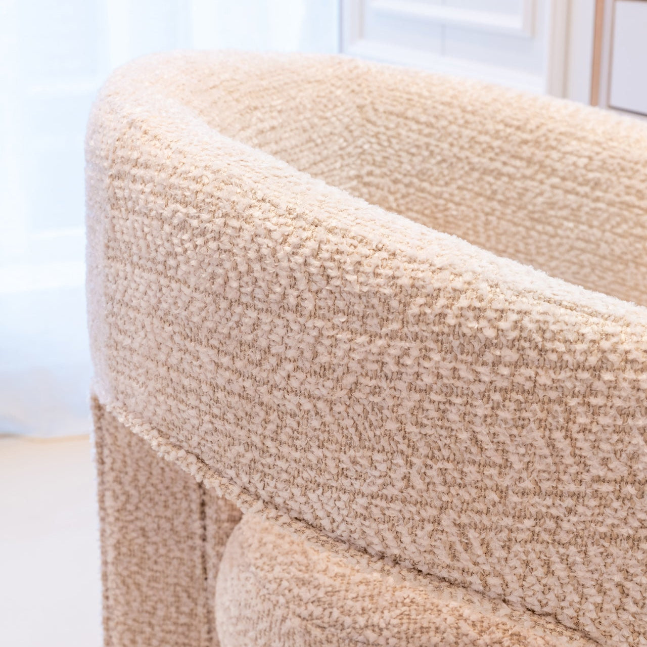 Richmond Interiors Stuhl Belle lovely cream Brandschutz (Be Lovely 11 Cream) Polstersessel Richmond Interiors