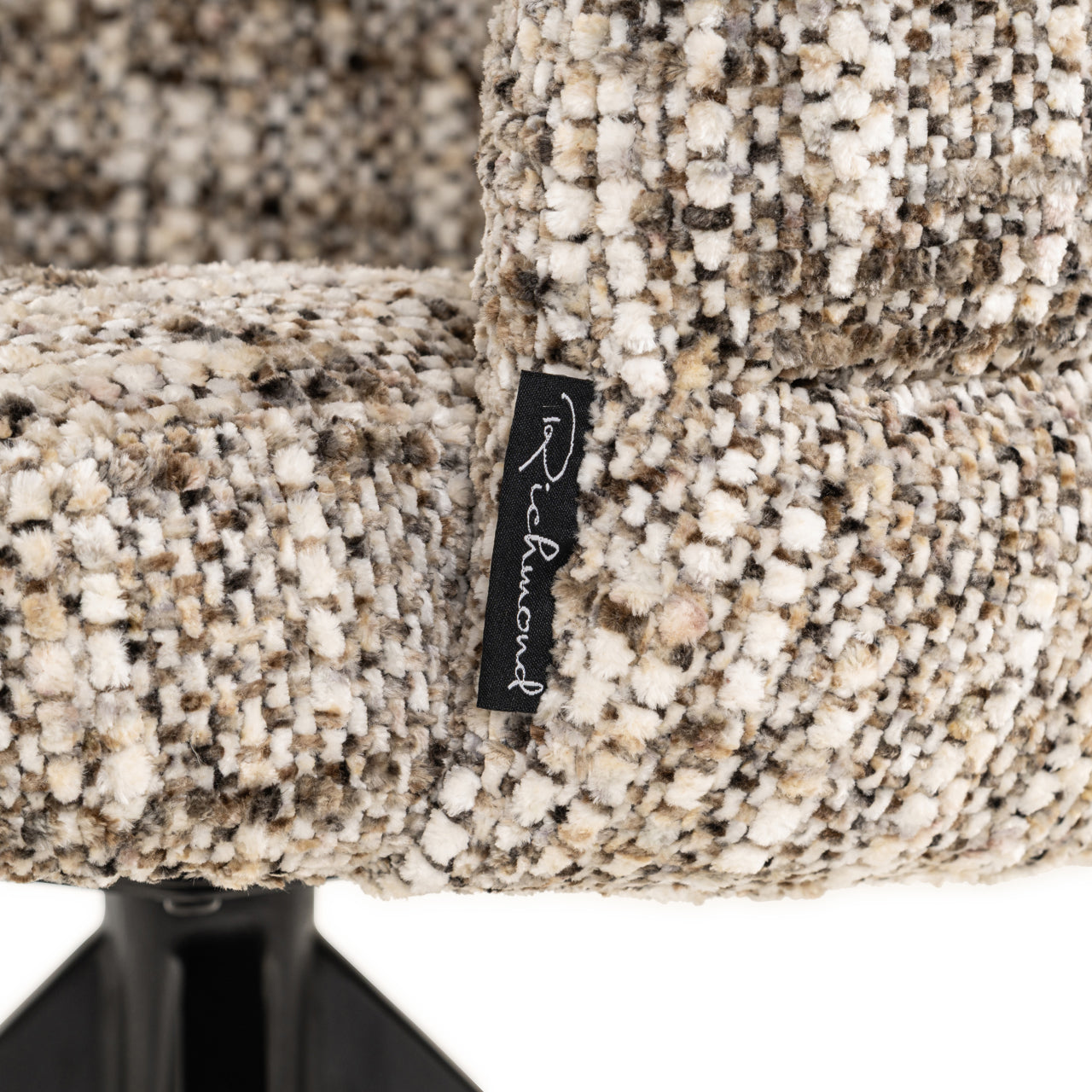 Richmond Interiors Esszimmerstuhl Serenity brown omara swivel fire retardant Esszimmerstuhl Richmond Interiors