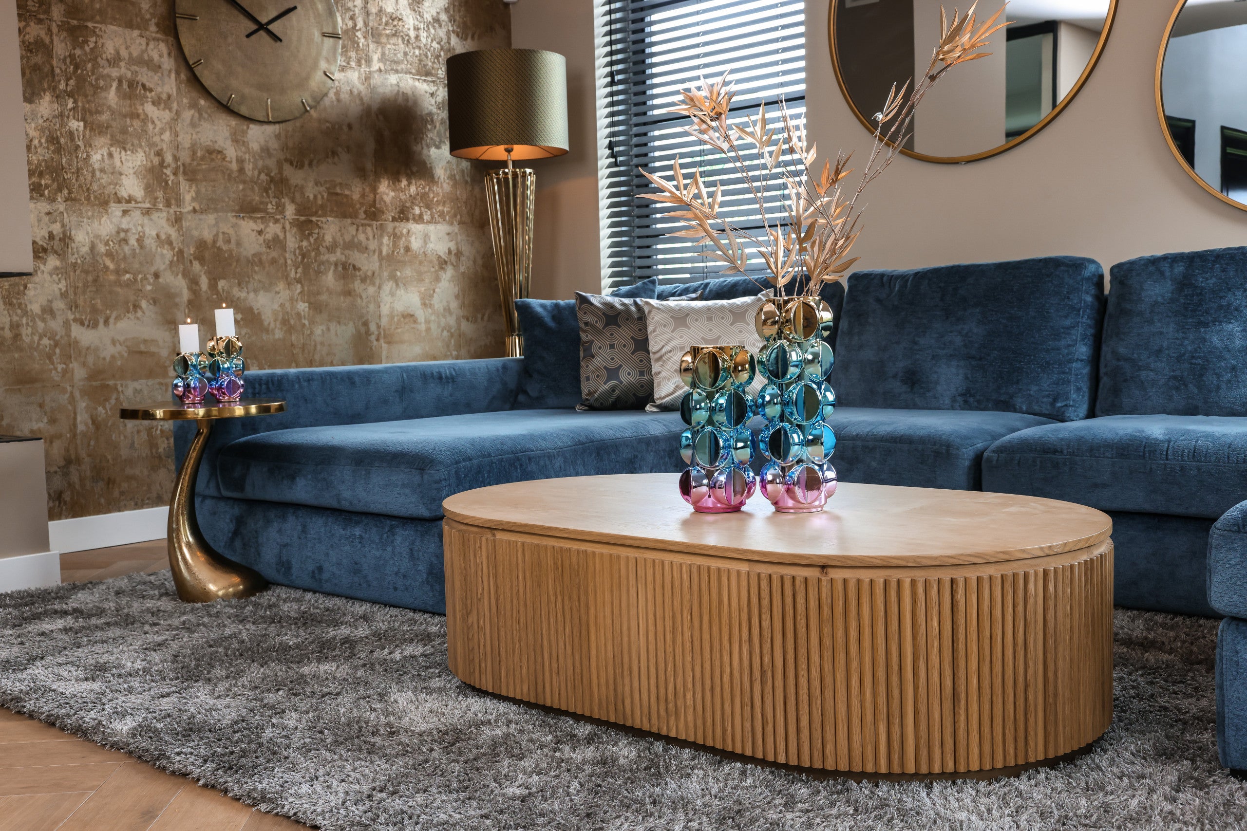 Richmond Interiors Beistelltisch Dolphin gold Beistelltisch Richmond Interiors