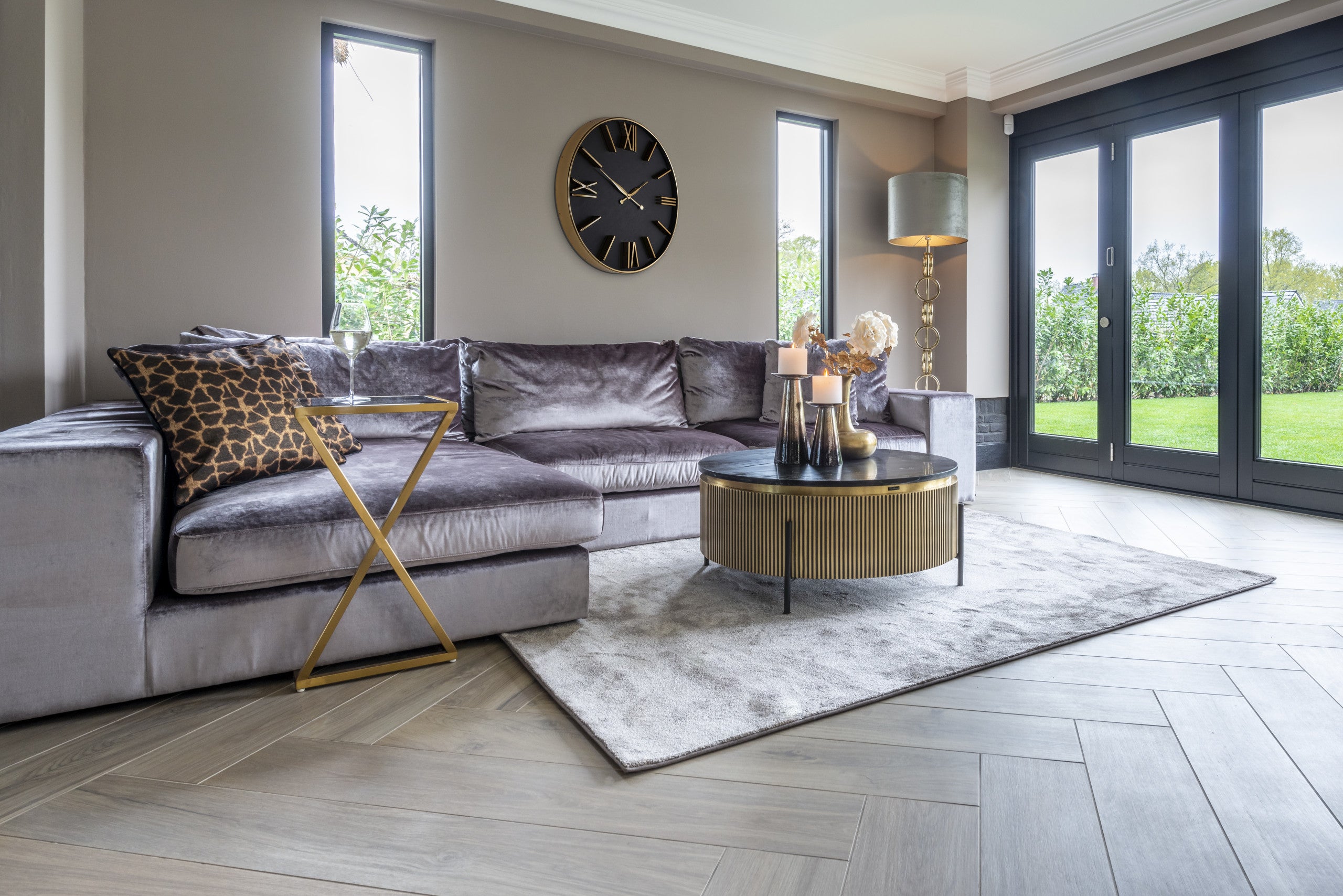 Richmond Interiors Couchtisch Ironville gold 90Ø Couchtisch Richmond Interiors