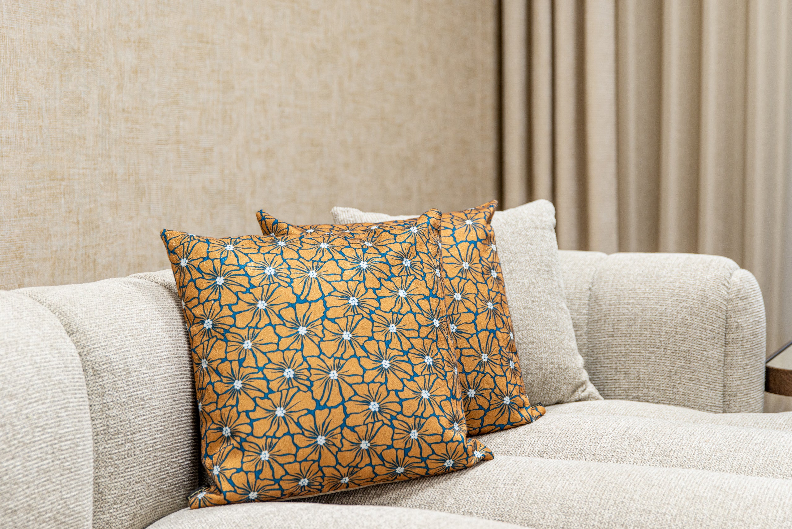 Richmond Interiors Kissen Valery camel lynn 50x50