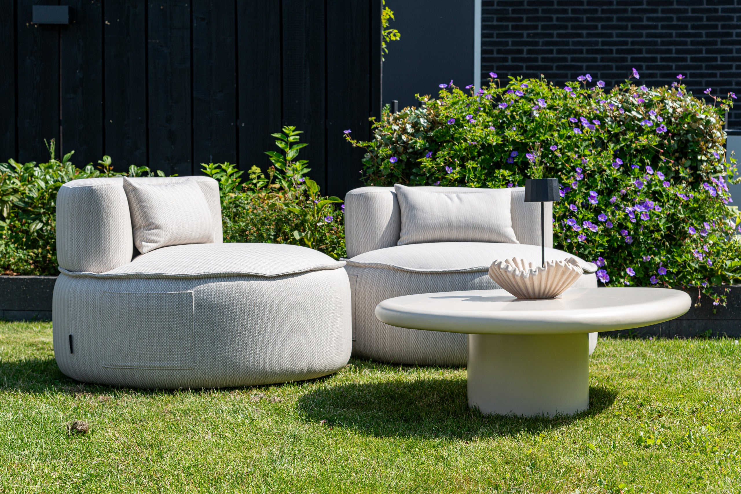 Richmond Interiors Gartencouchtisch Urban Bloom sandstone Gartencouchtisch Richmond Interiors