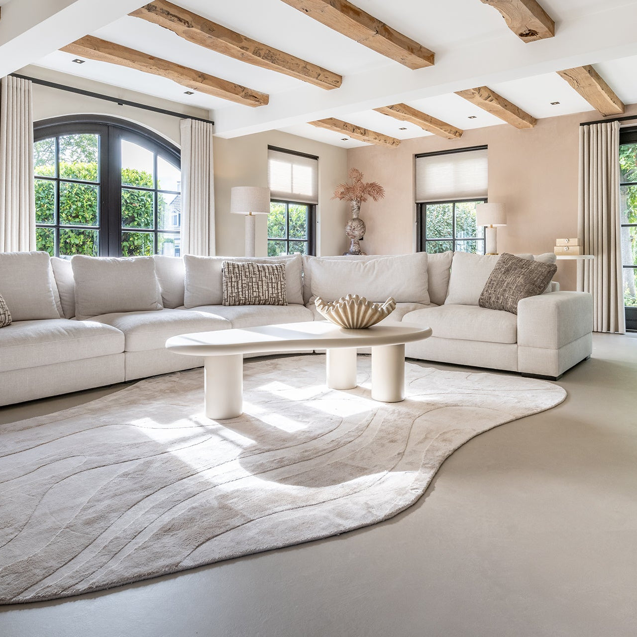 Richmond Interiors - Couchtisch Bloomstone 160x80 Couchtisch asymmetrisch Richmond Interiors