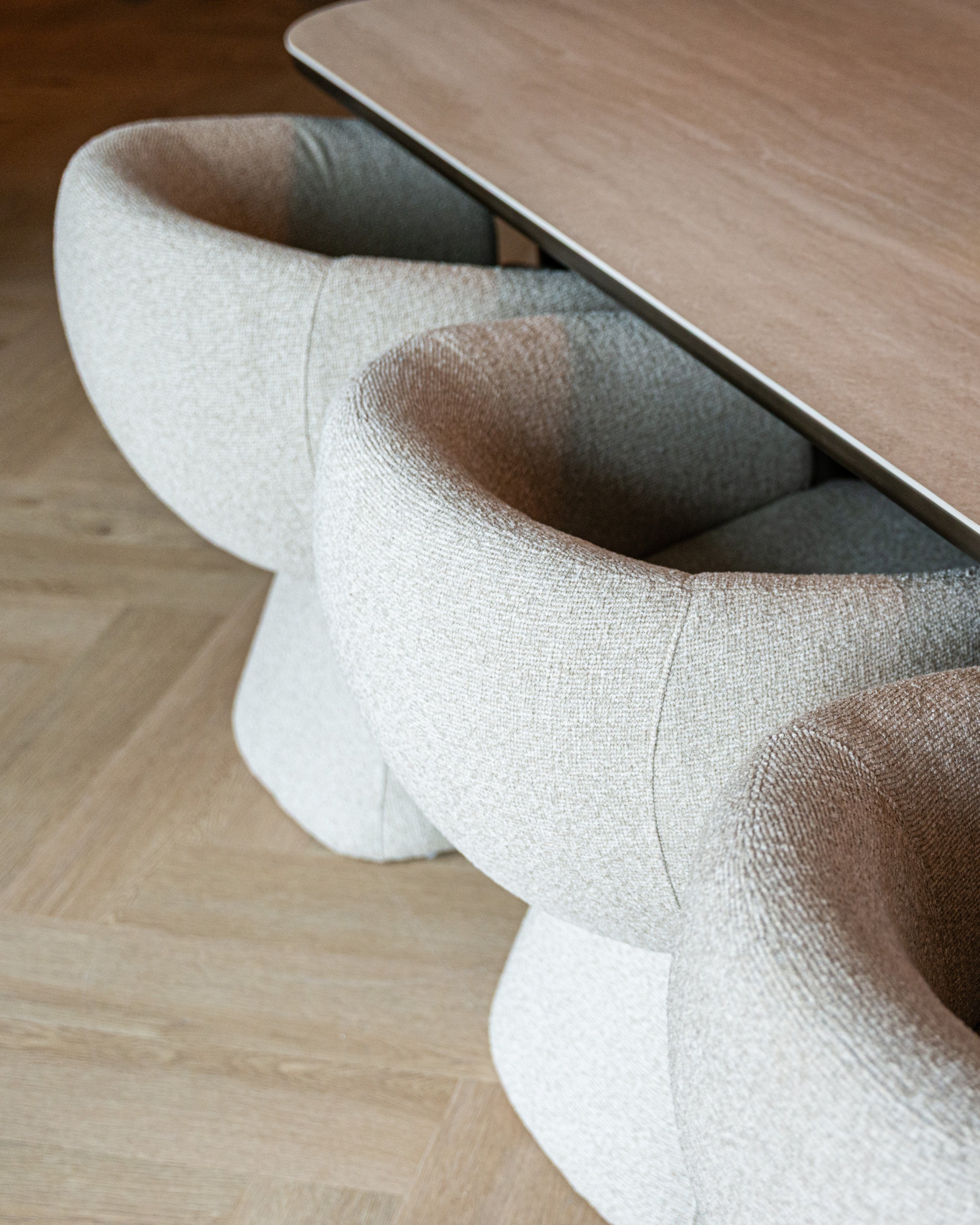 Richmond Interiors Esszimmerstuhl Quiriro biscotti swivel Esszimmerstuhl Richmond Interiors