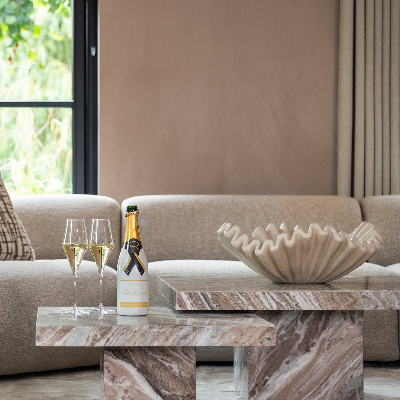Richmond Interiors Couchtisch Rashford – 2er-Set (Stone) 2er-Set Couchtisch Richmond Interiors