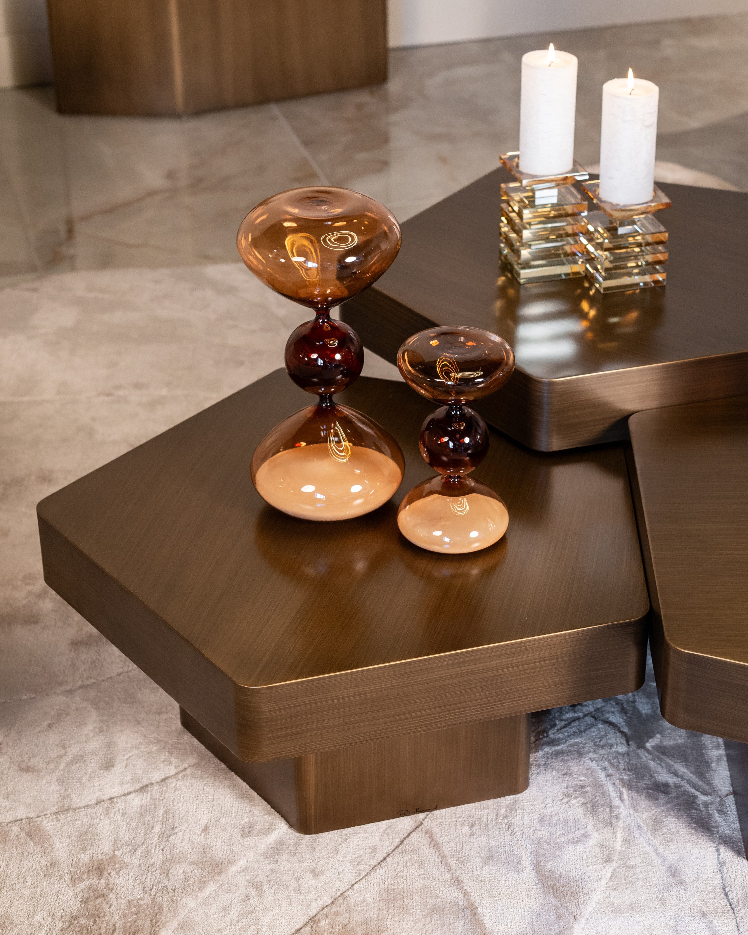 Richmond Interiors Couchtisch Hexa brushed gold (Set of 3) Couchtisch Richmond Interiors