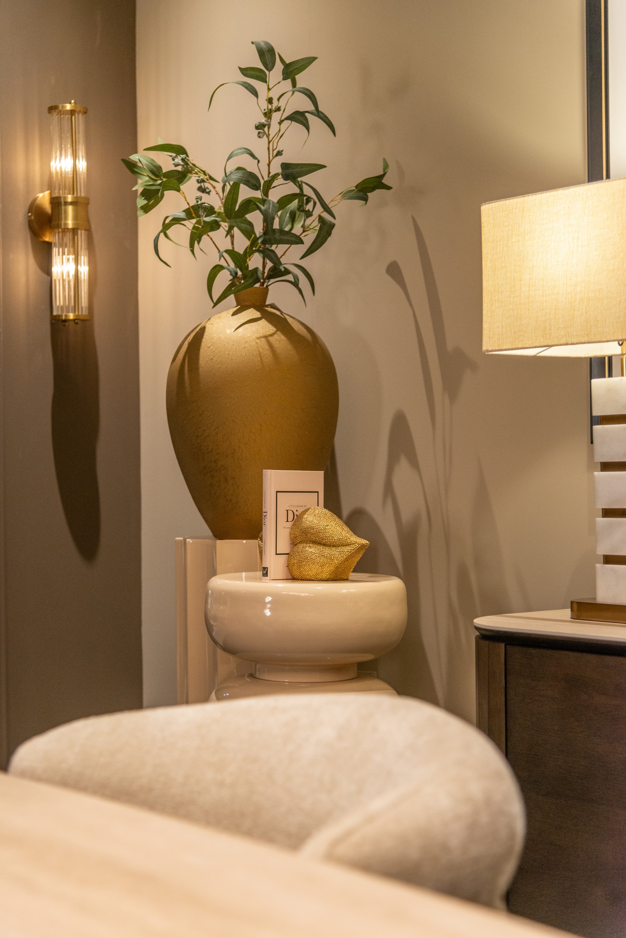 Richmond Interiors Buchständer Kiss gold gold