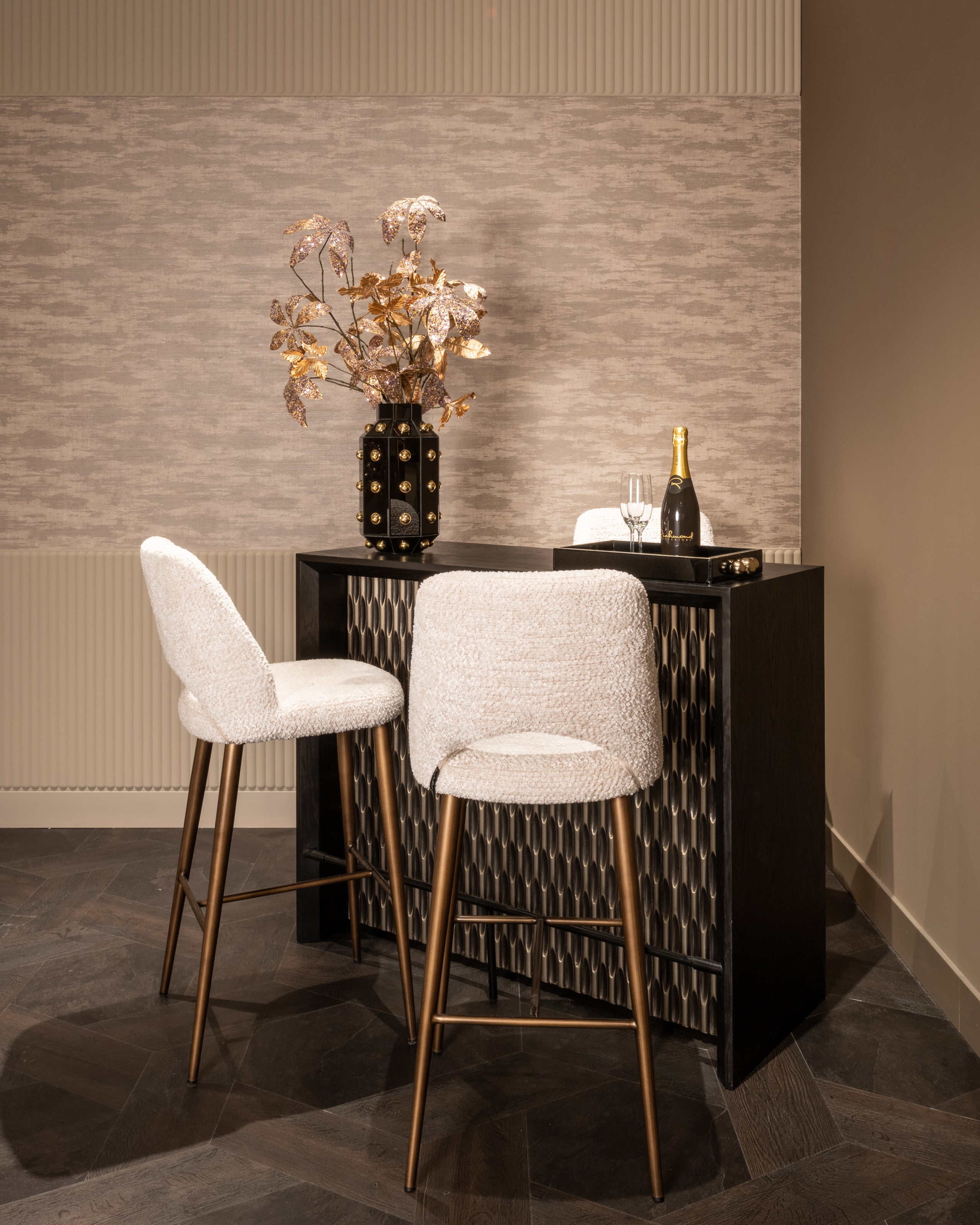 Richmond Interiors Tablett Liv black/gold