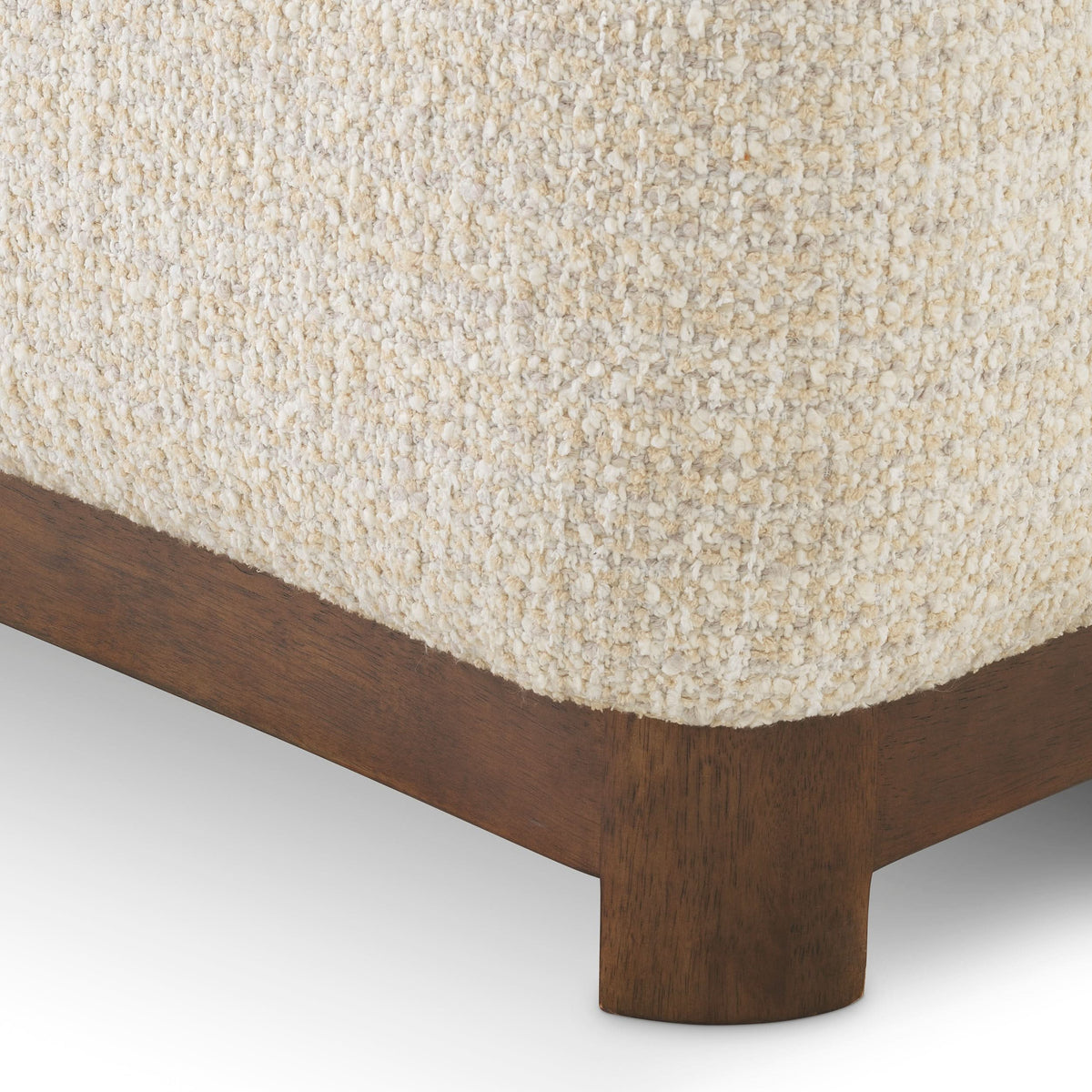 Eichholtz Sofa Stelvio – Winslow Chenille Beige Sofa Eichholtz