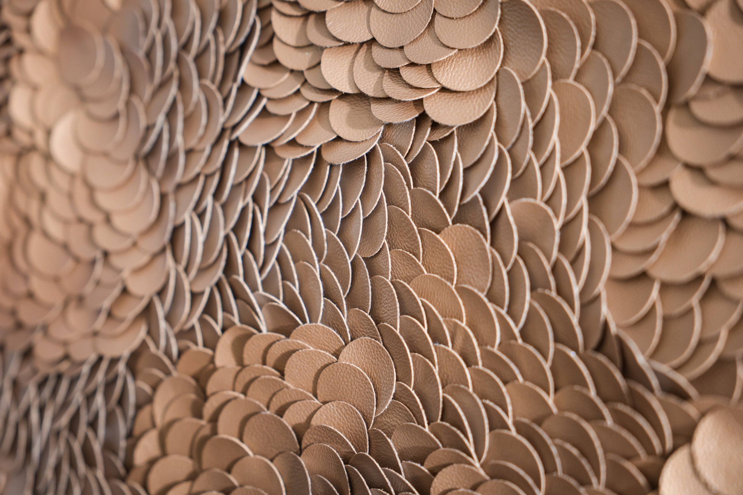 Richmond Interiors Wandkunst Bloom gold