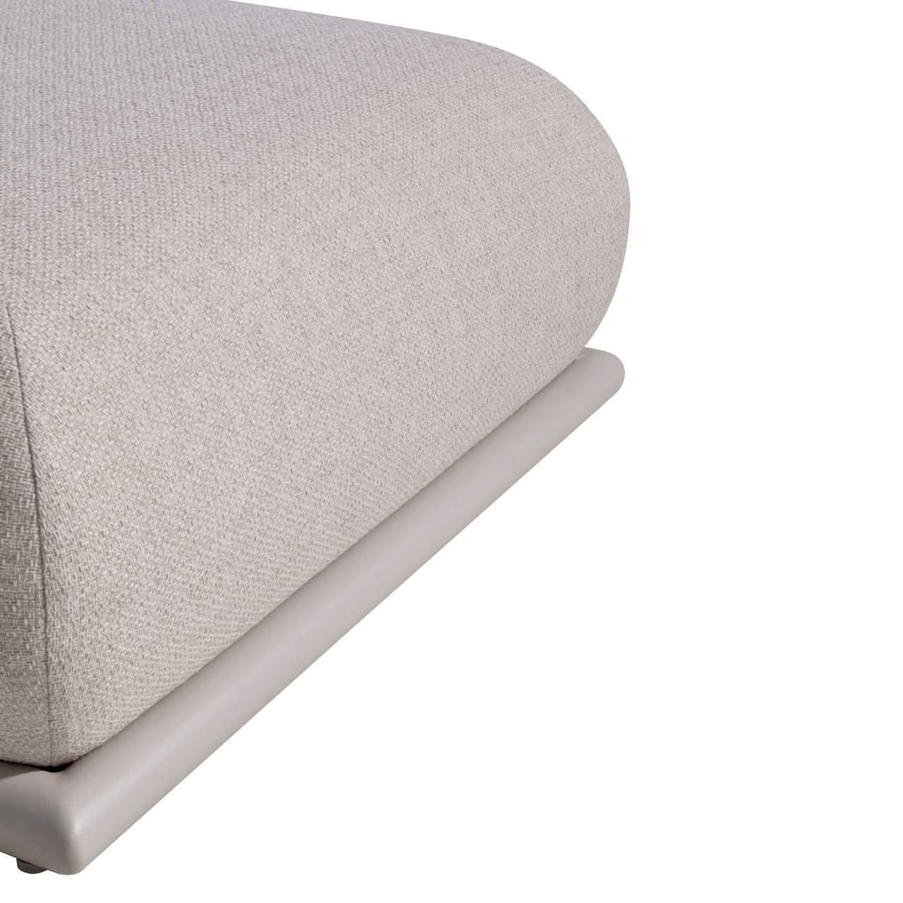 Richmond Interiors – Outdoor Daybed Sullivan beige alpine Outdoor Daybed Richmond Interiors