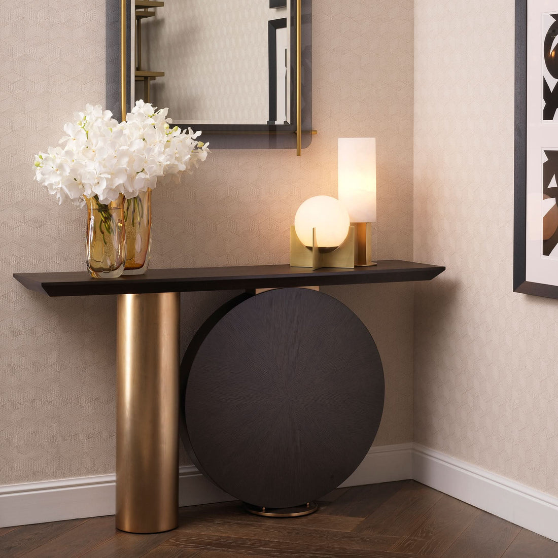 Eichholtz Tischleuchte Scorpios S – Antik-Messing-Finish | Alabaster Tischlampe Eichholtz