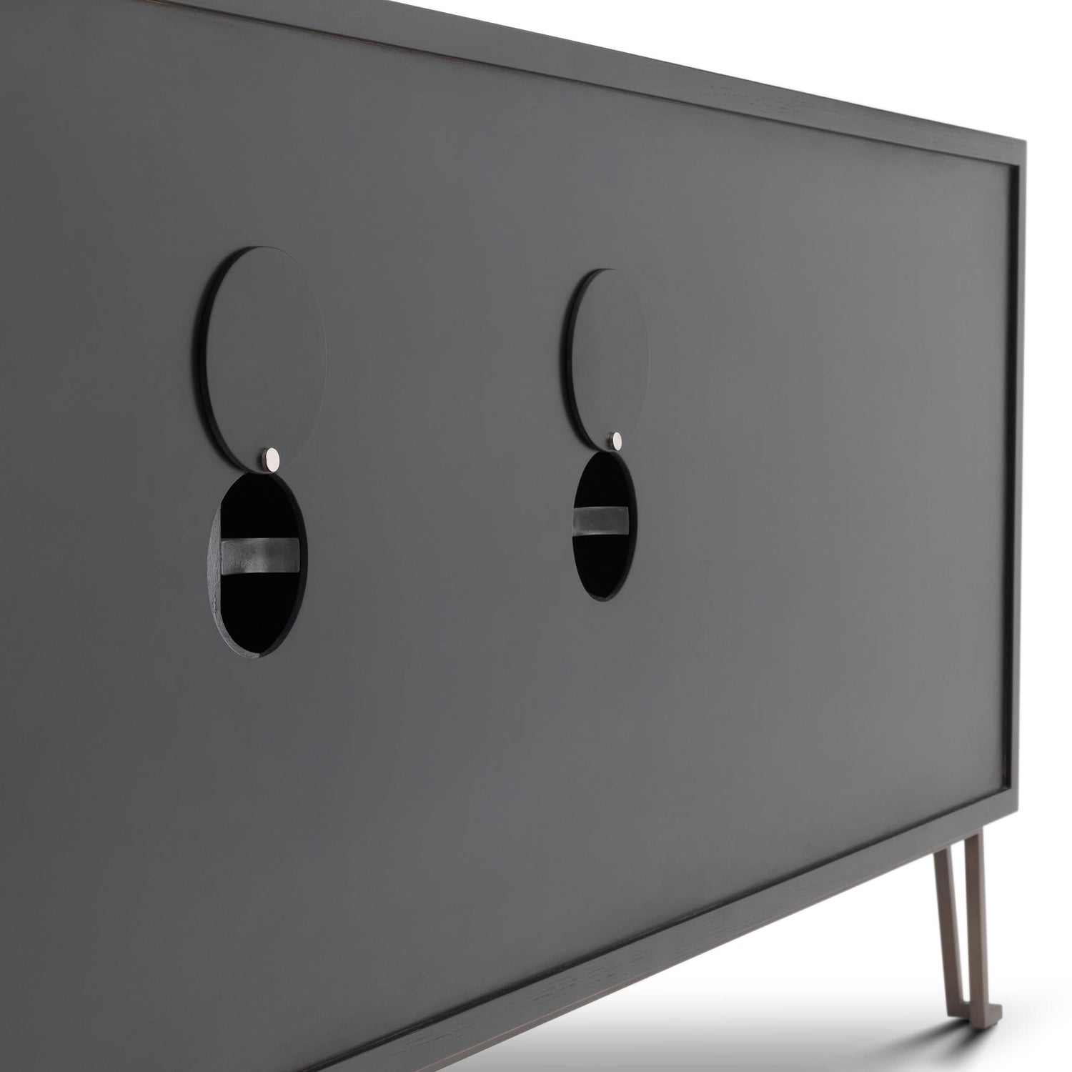 Eichholtz Kommode Highland – Eichenfurnier Anthrazitgrau | Bronze-Finish Sideboard Eichholtz
