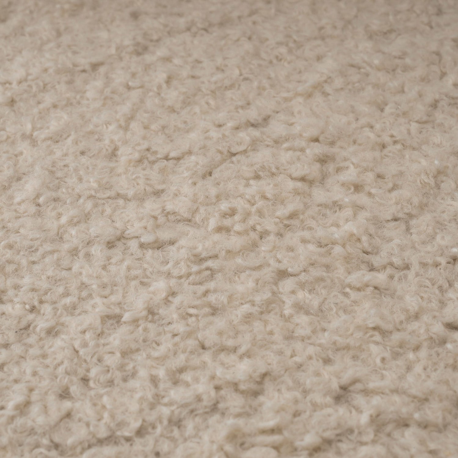 Eichholtz Sessel Hydra – Brisbane Cream | Schwarze Beine | Wingback Design Polstersessel Eichholtz