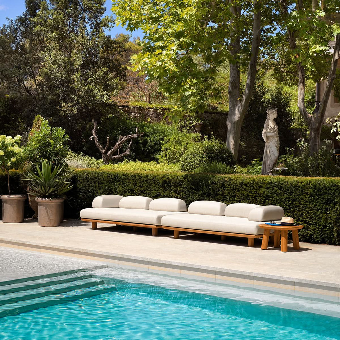 Eichholtz Outdoor Sofa Nomade – Natural Teak | Lucio Sand Outdoor Sofa Eichholtz