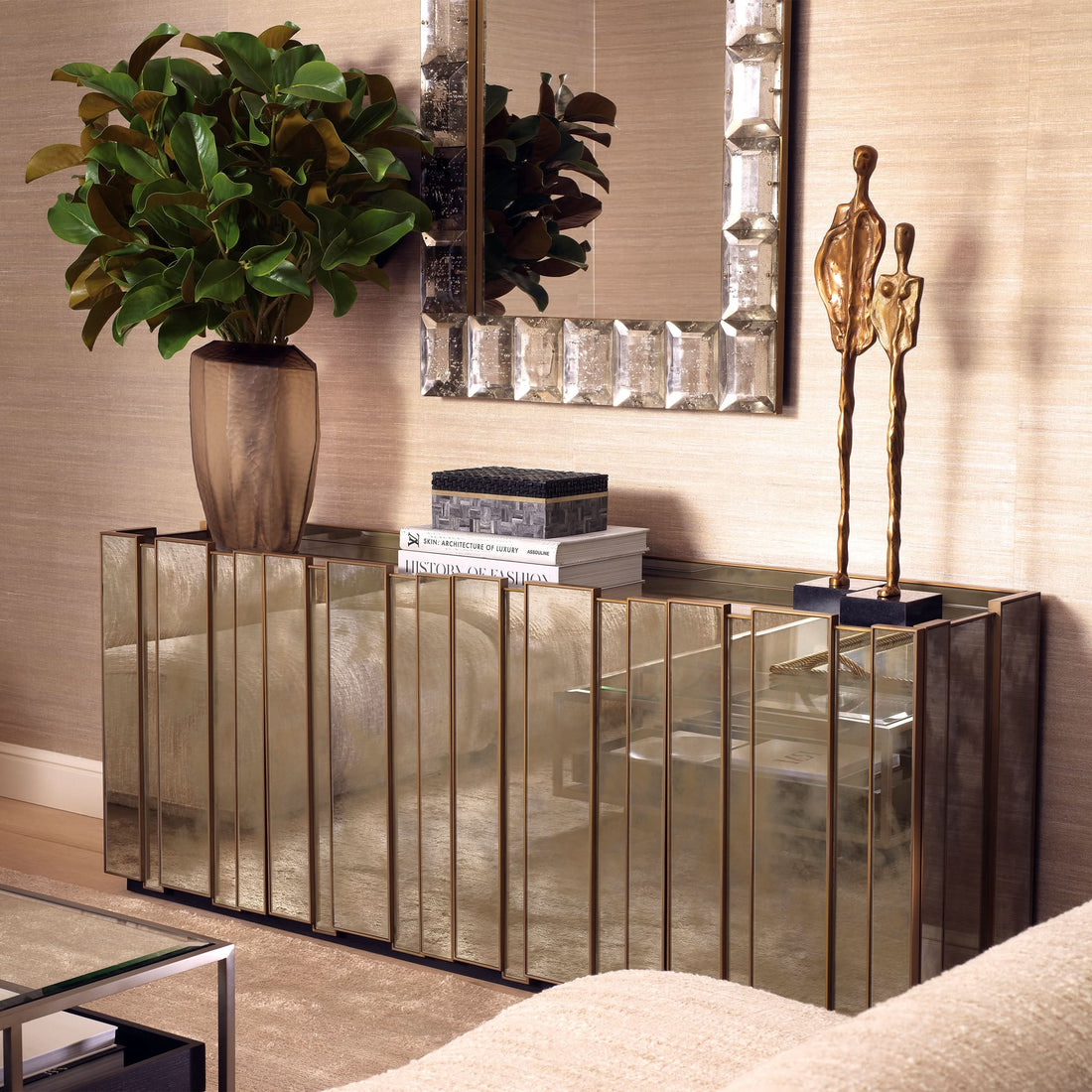 Eichholtz Sideboard Nottingham – Gebürstetes Messing & Antikspiegelglas Sideboard Eichholtz