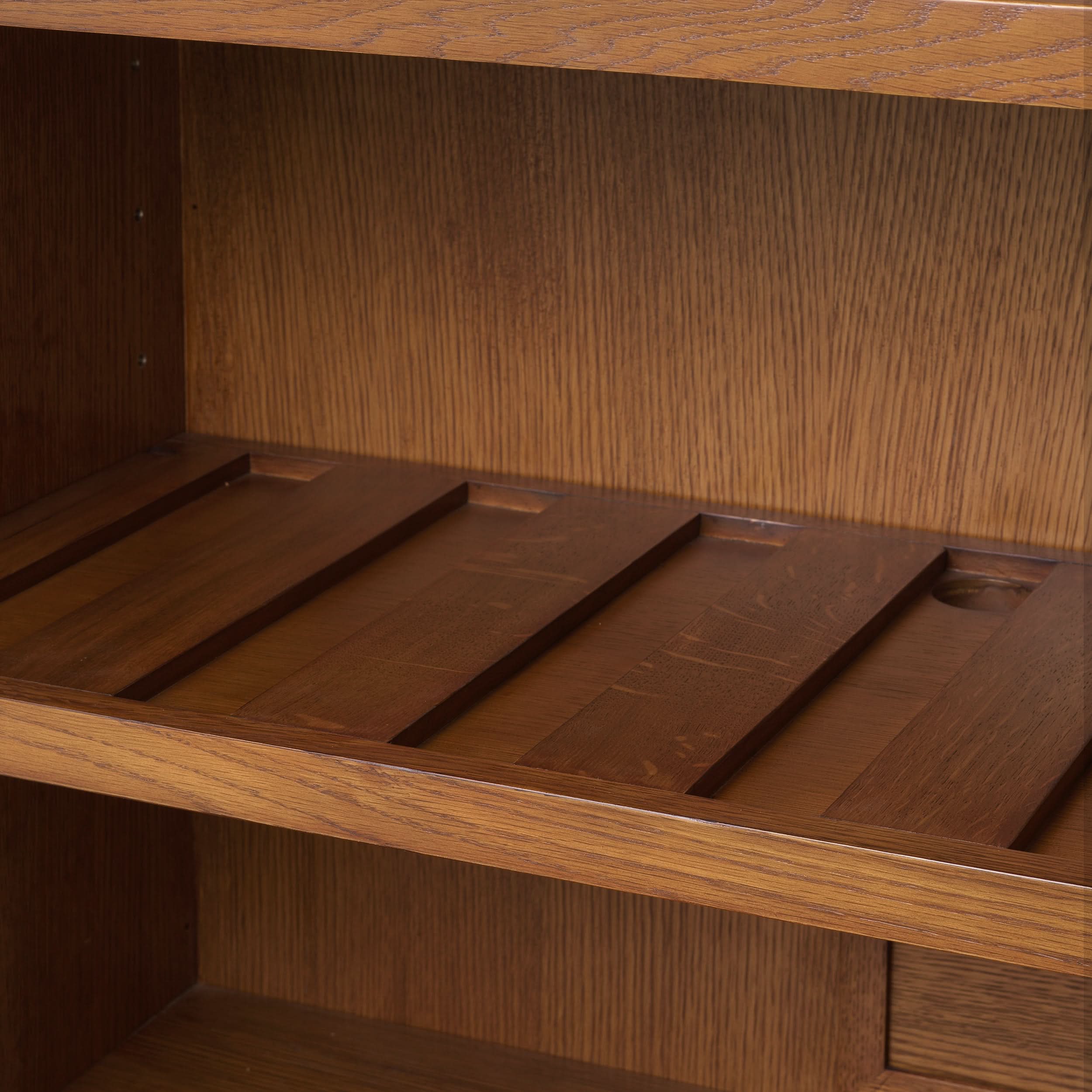 Eichholtz Bar Cabinet Borchard - Caramel Oak Veneer | Woven Rattan | Bronze Finish Barschrank Eichholtz